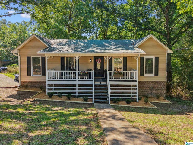 3384 CEDARBROOK CIRCLE