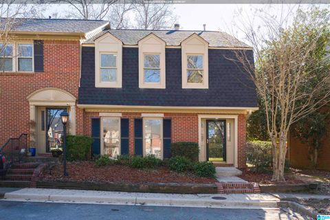 8 ASHFORD CIRCLE HOOVER AL 35244