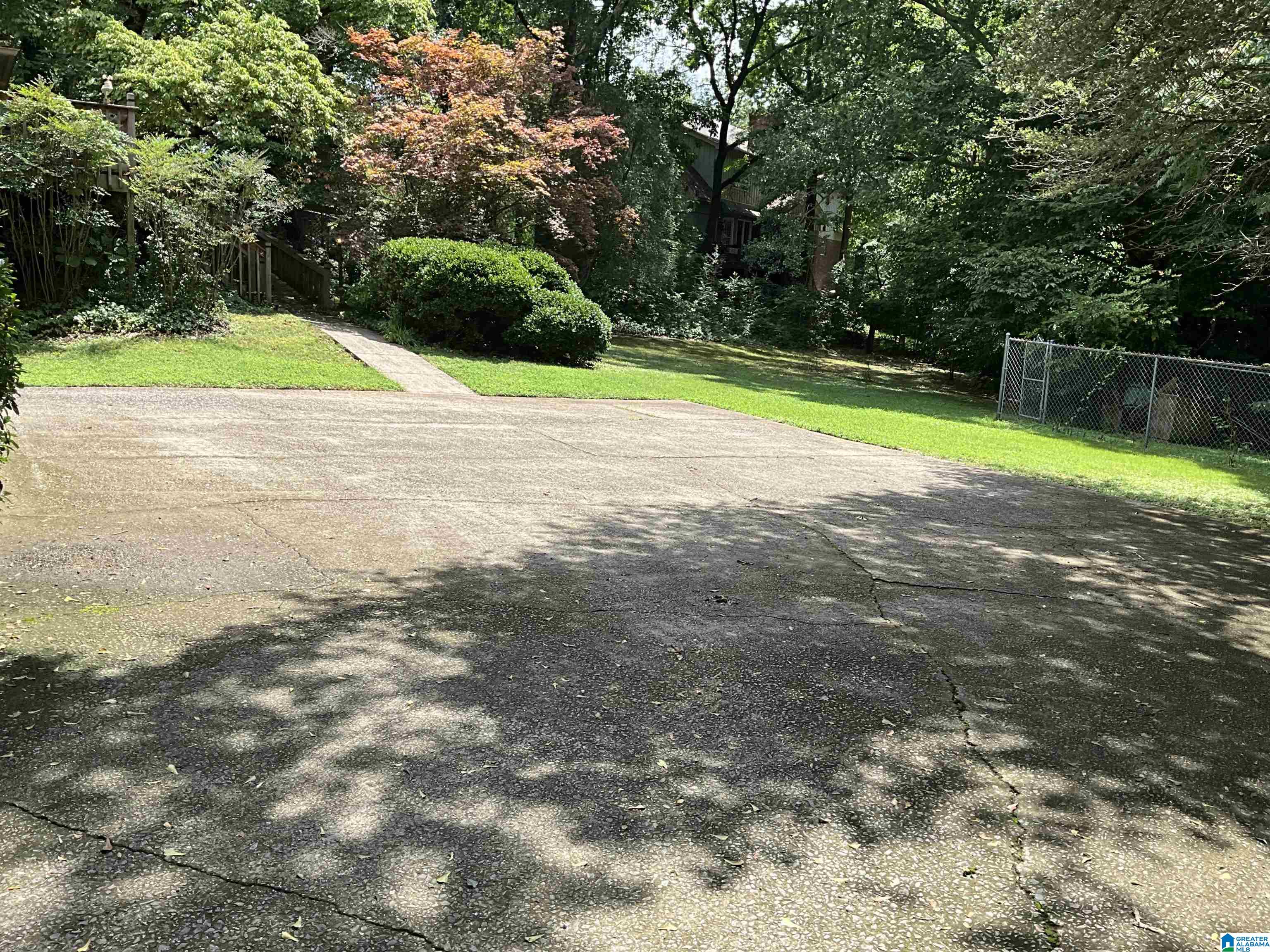 804 JEFFERY CIRCLE