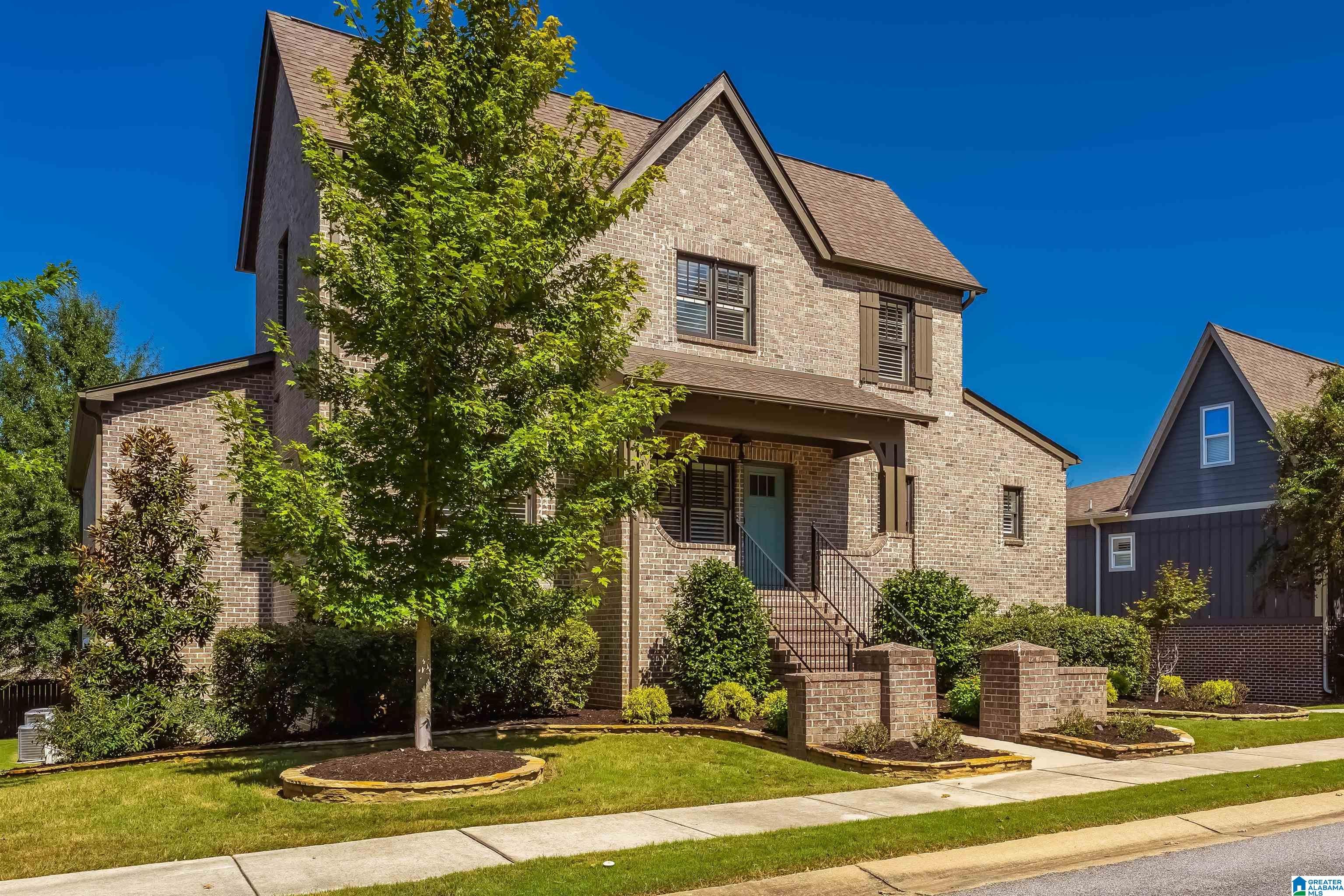 2100 KIRKMAN DRIVE