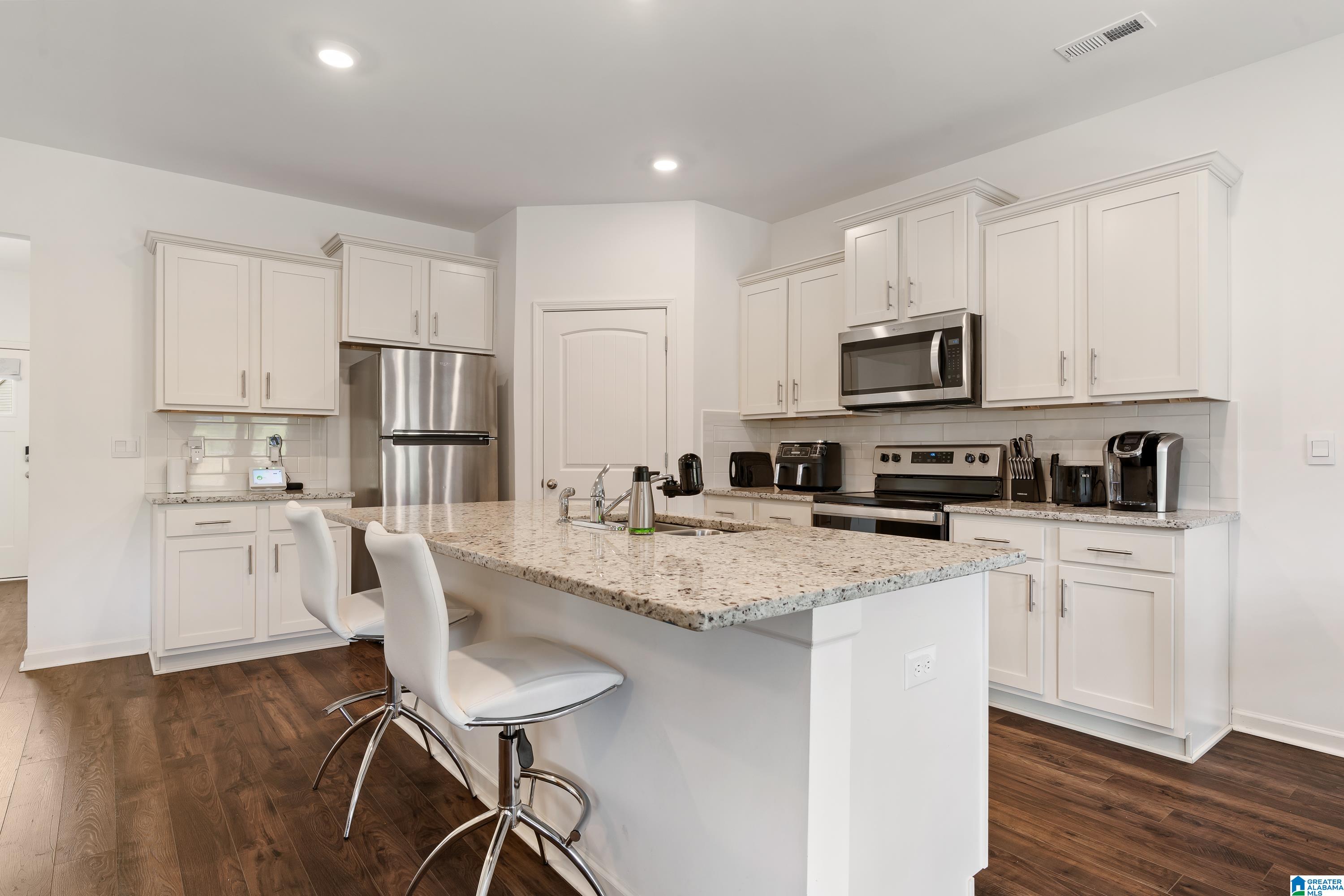 7044 TURNBERRY HIGHLANDS COVE