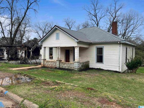 Photo of 137 Price Street, ROANOKE, AL 36274 (MLS # 21448546)
