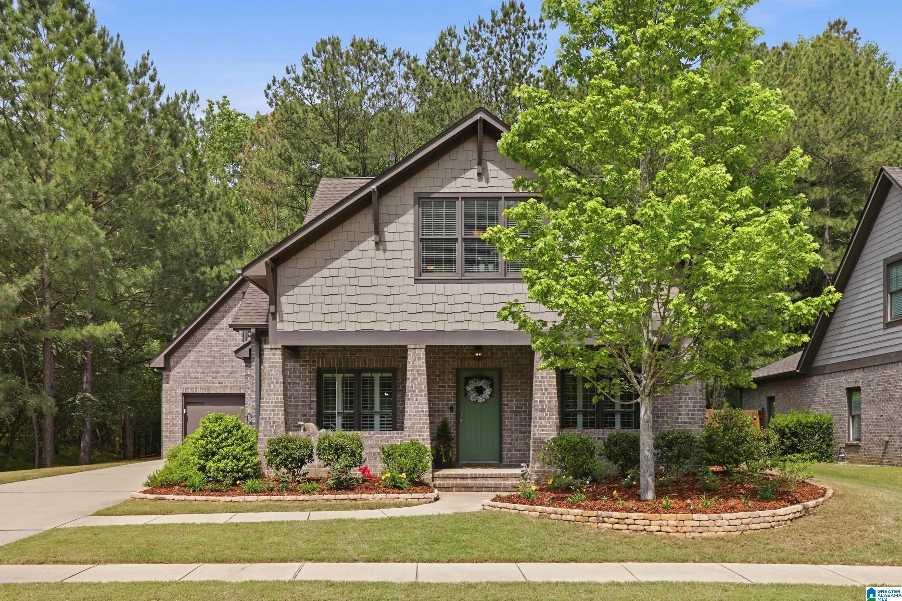 1665 CREEKSIDE DRIVE