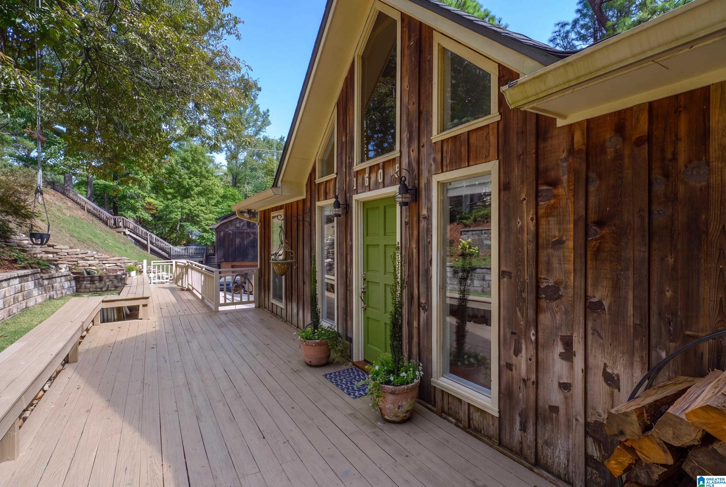 1605 BECKHAM DRIVE