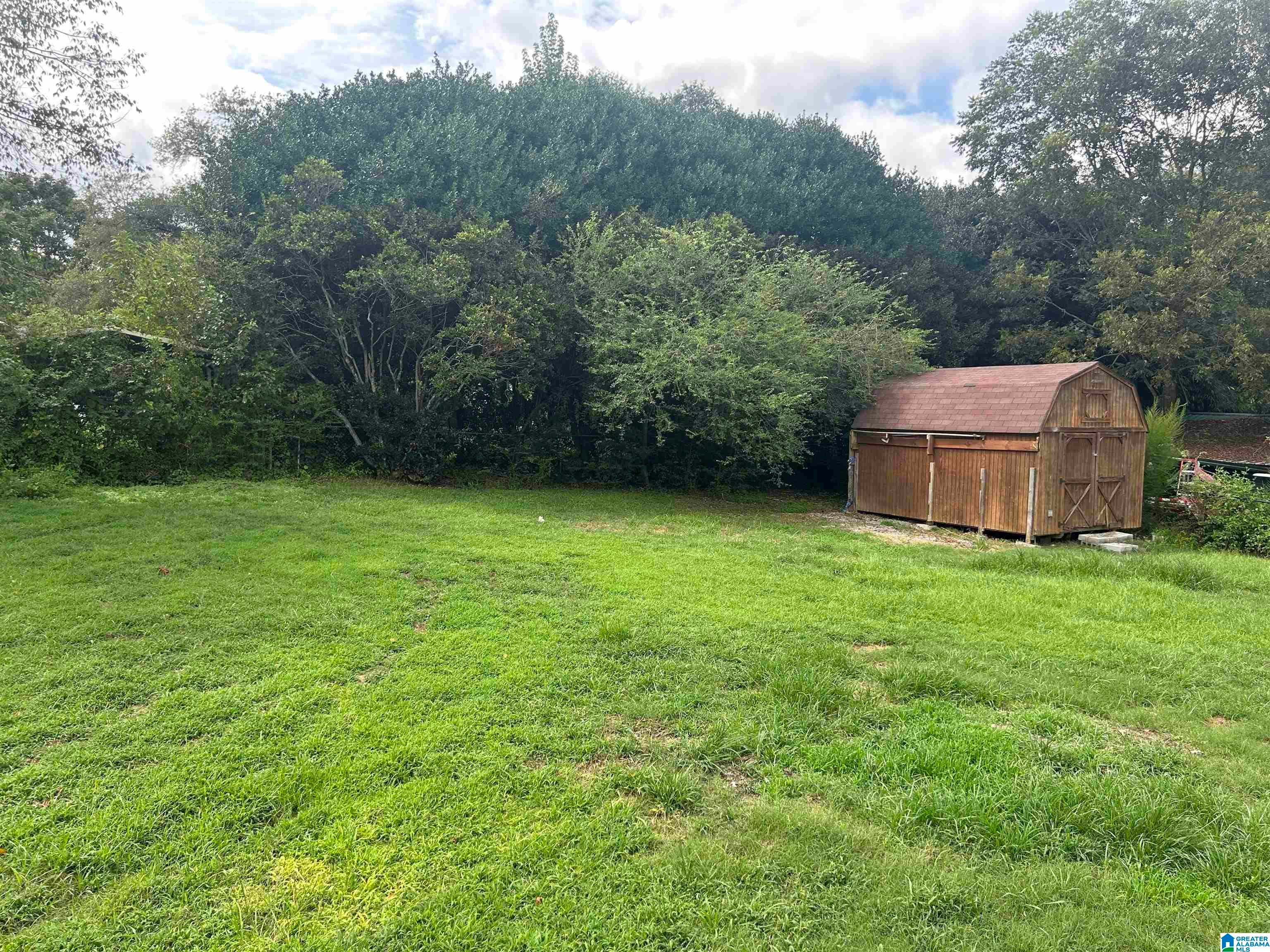 705 CHEROKEE TRAIL