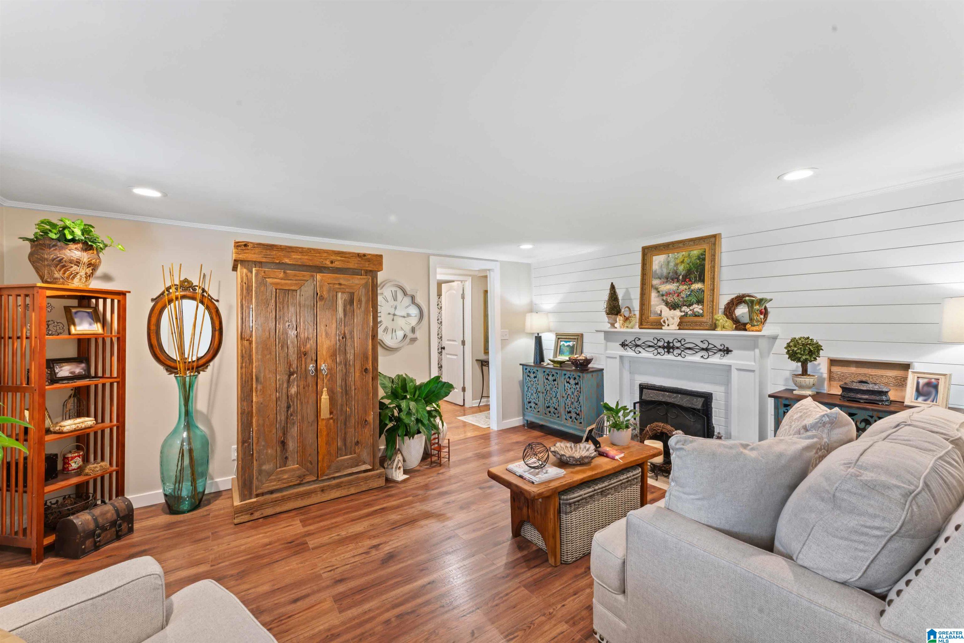217 FOSTER ROAD