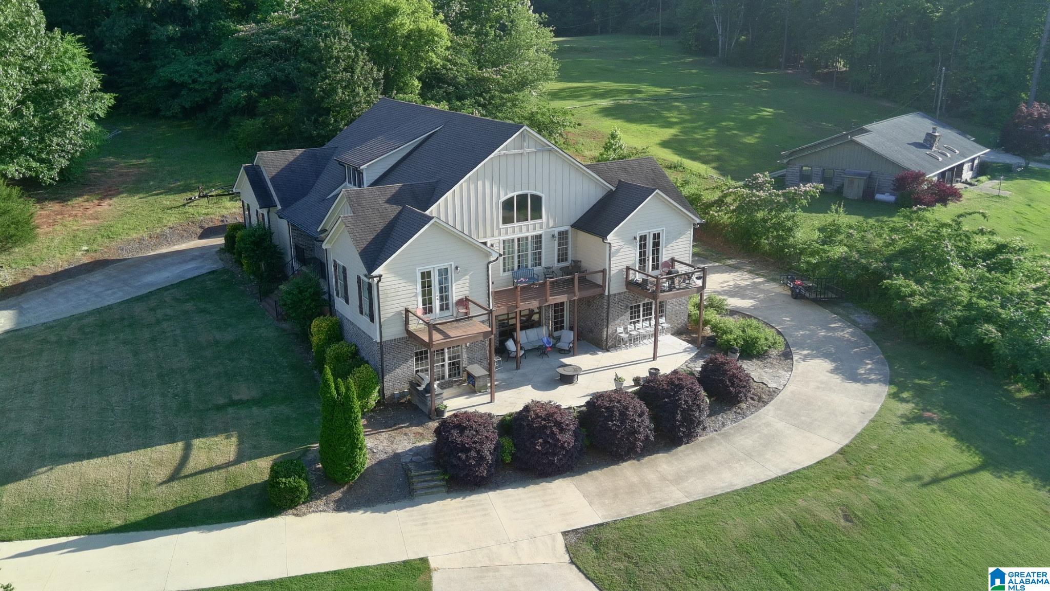 80 WHISPERING OAKS - Photo 2