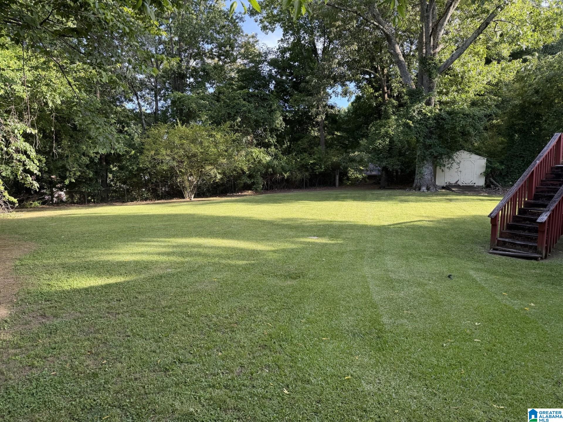 225 MAPLE WAY