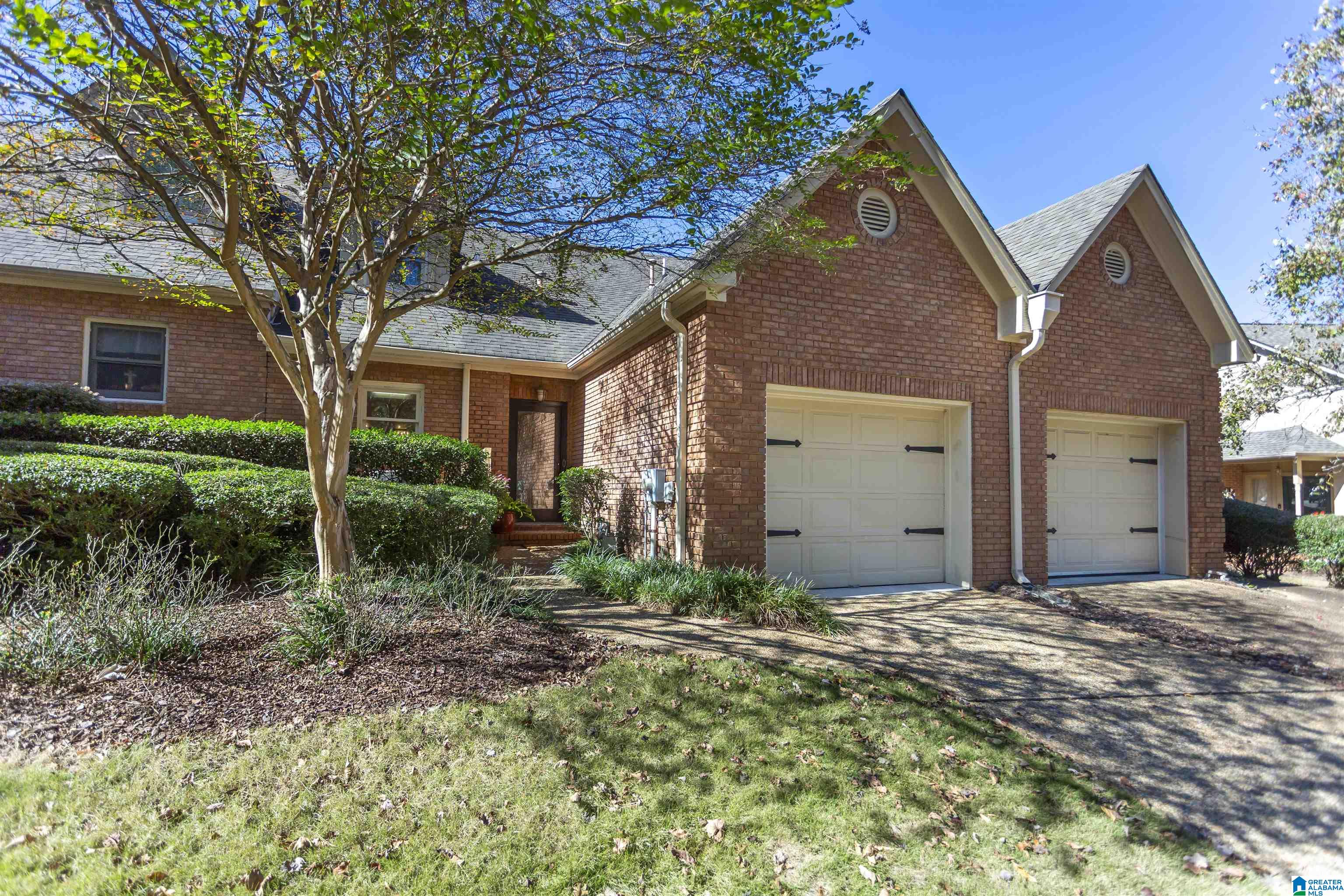 4620 LAKE VALLEY DRIVE