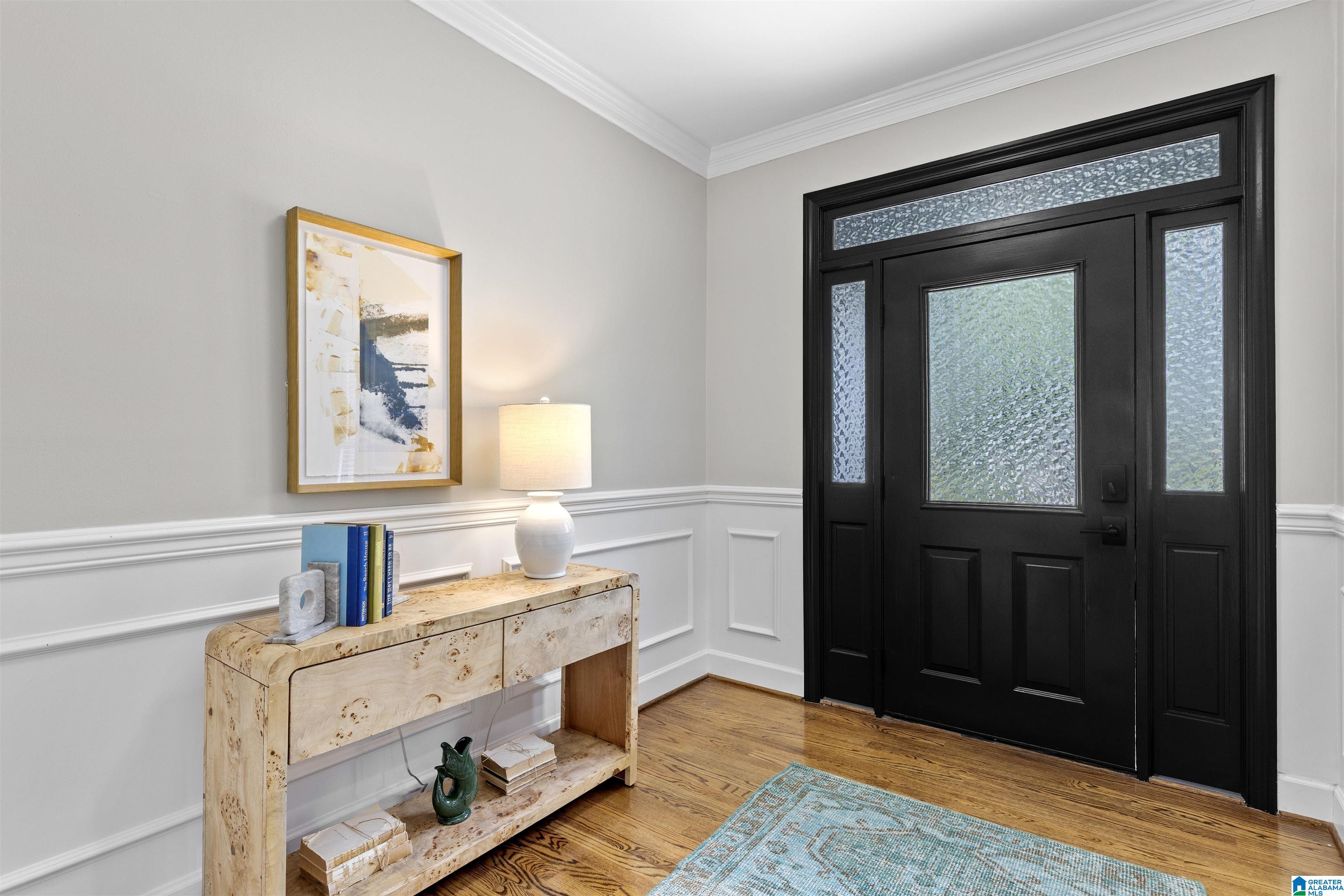 5556 PARKVIEW CIRCLE