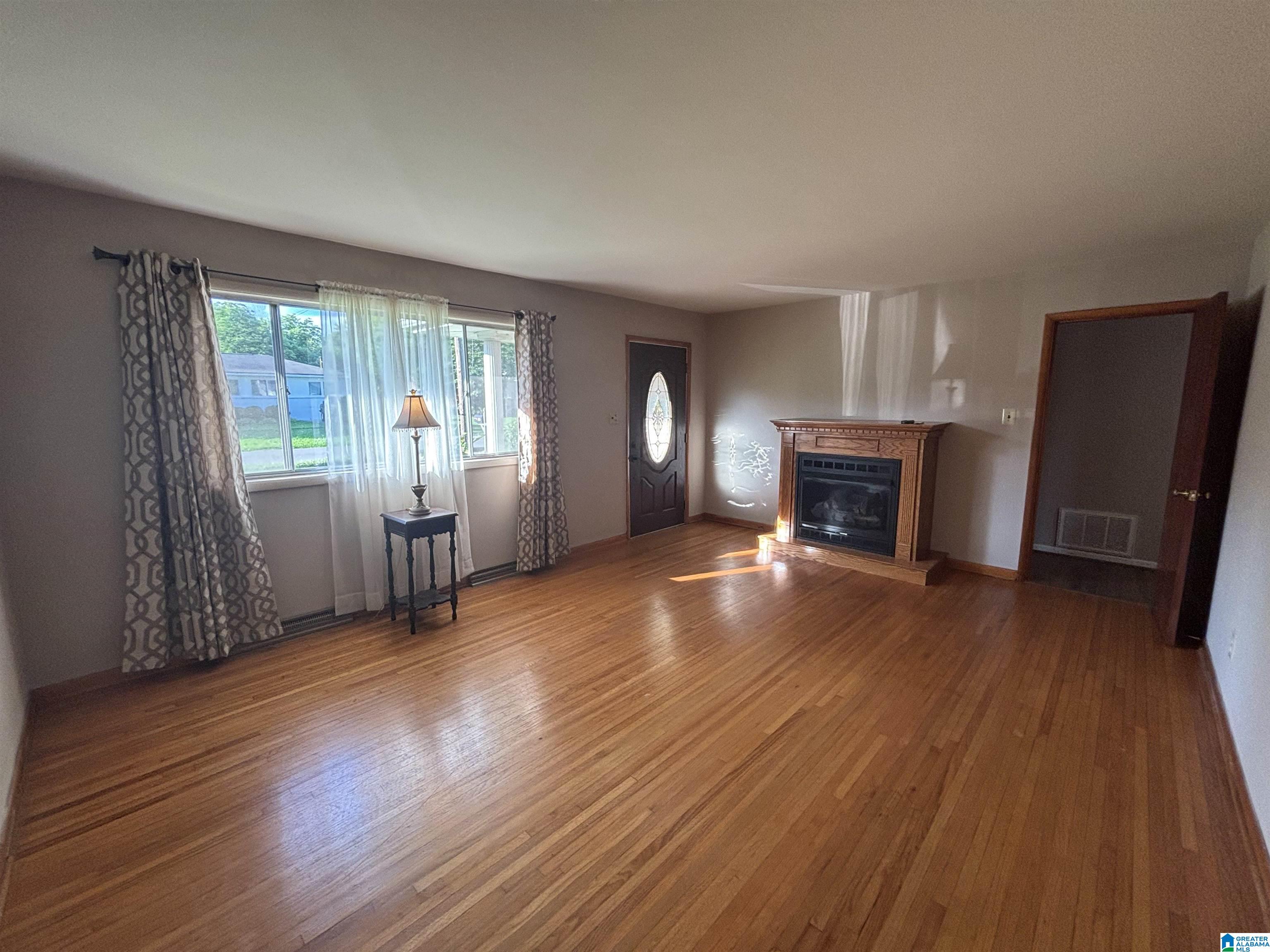 121 VANN CIRCLE