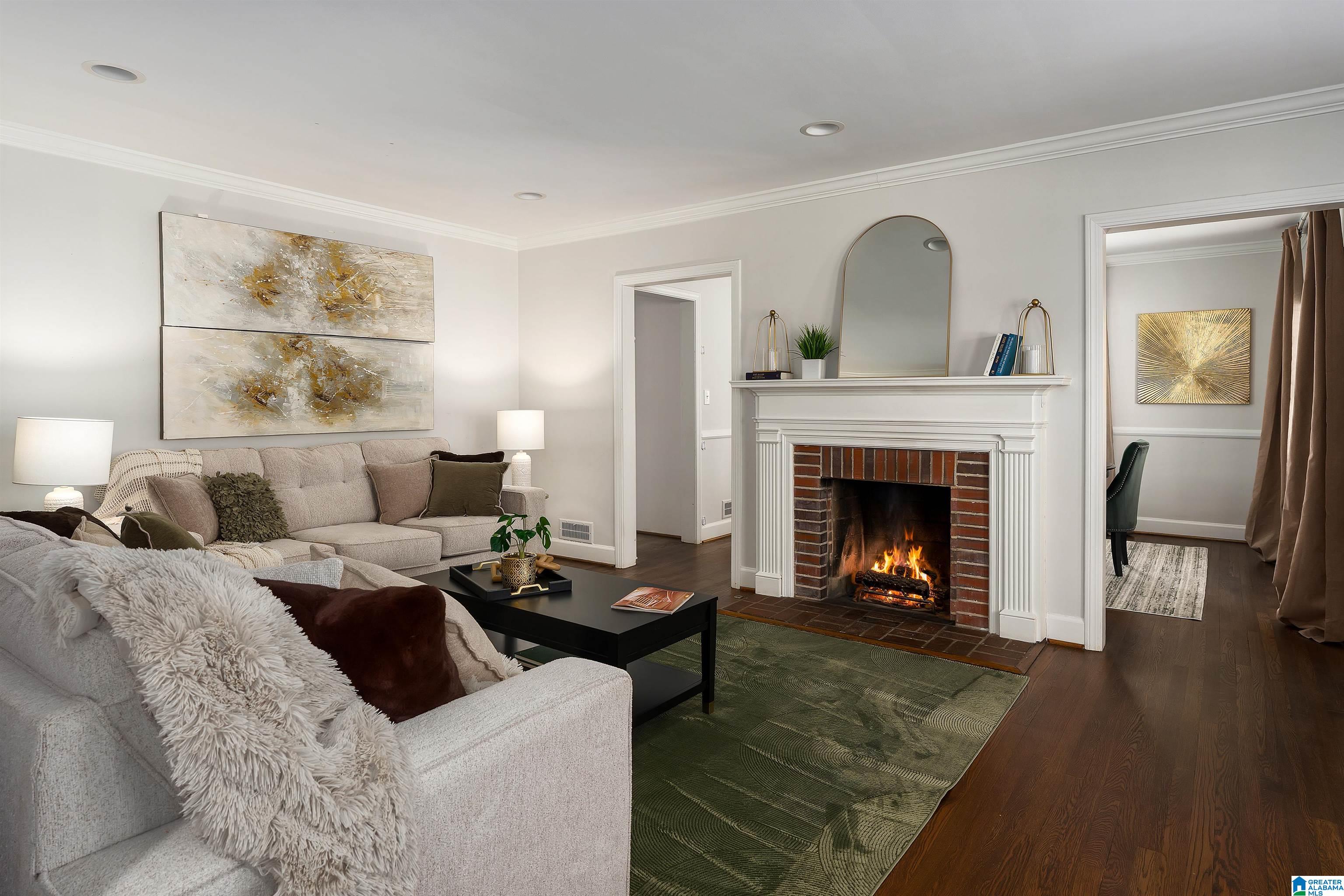 1745 WELLINGTON ROAD