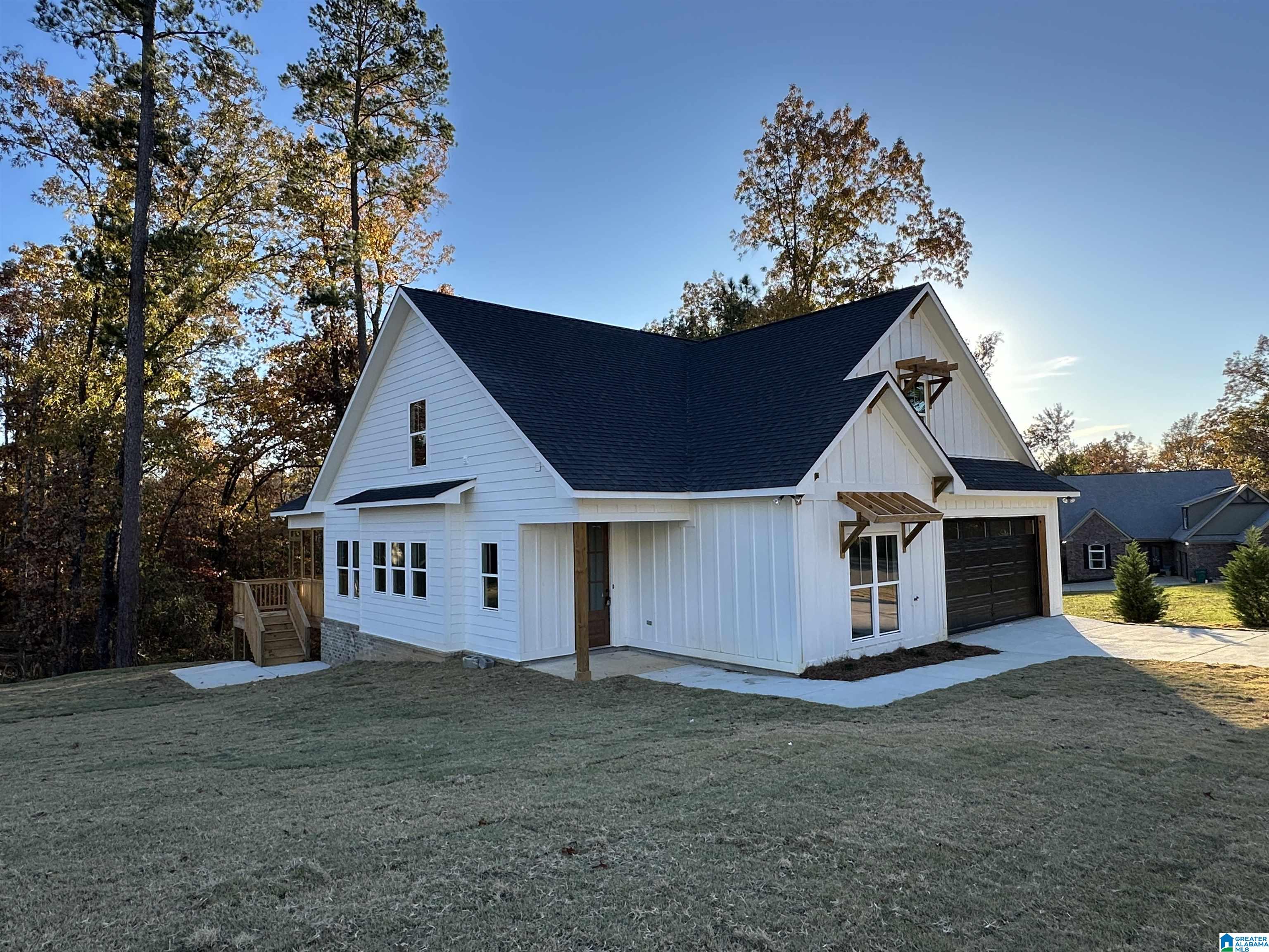 10634 HIDDEN WOODS LANE