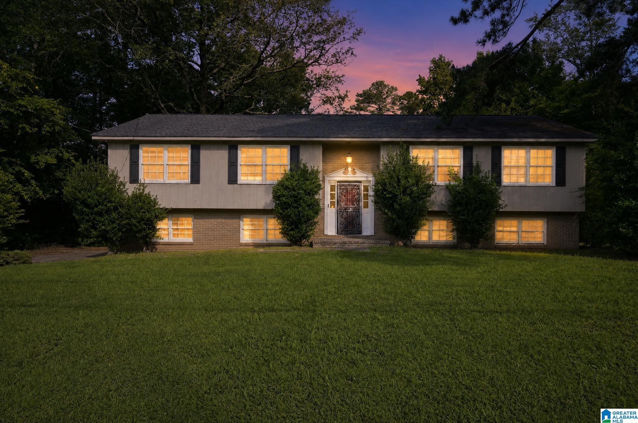 2108 11TH PLACE NW