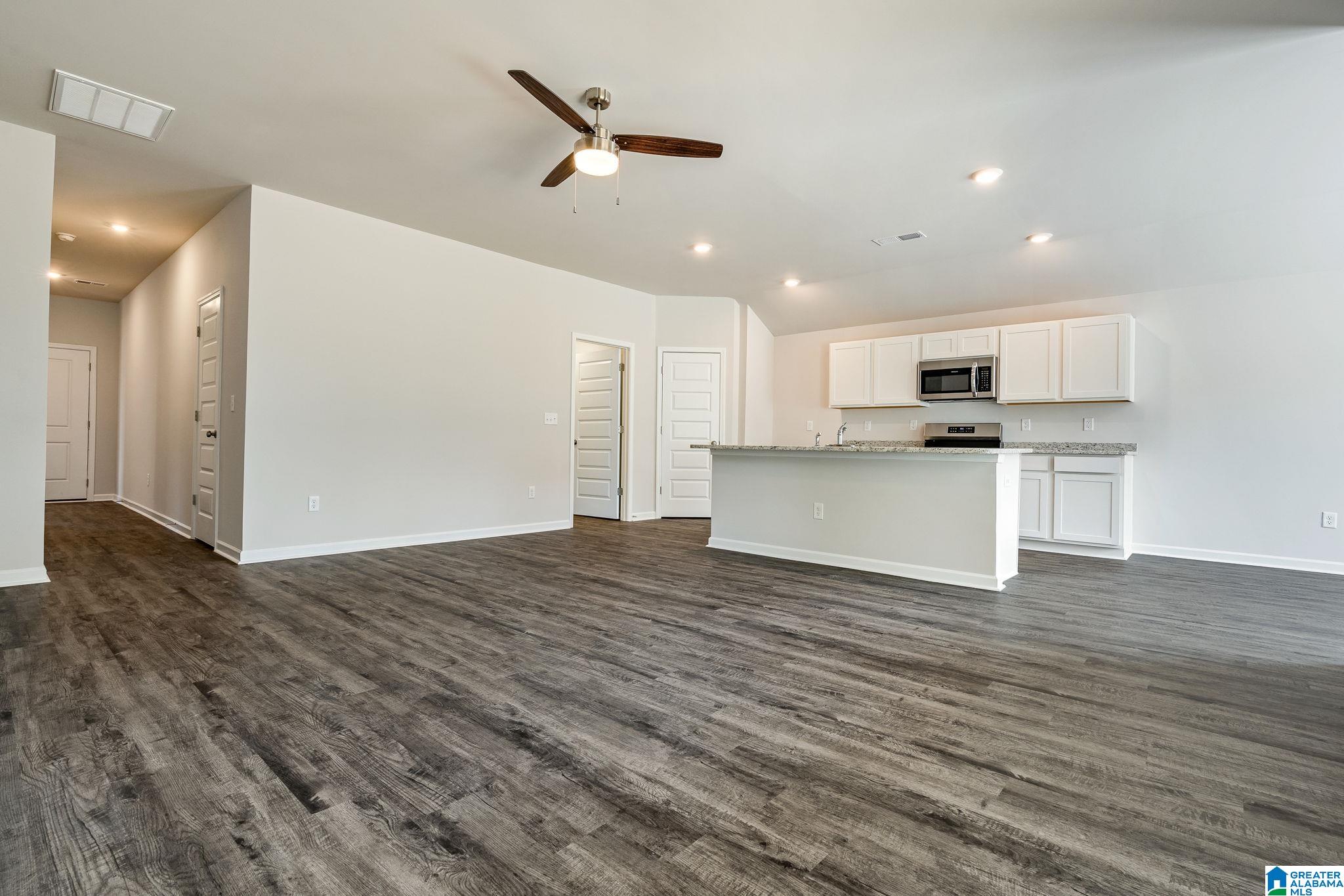 605 KLYNES DRIVE