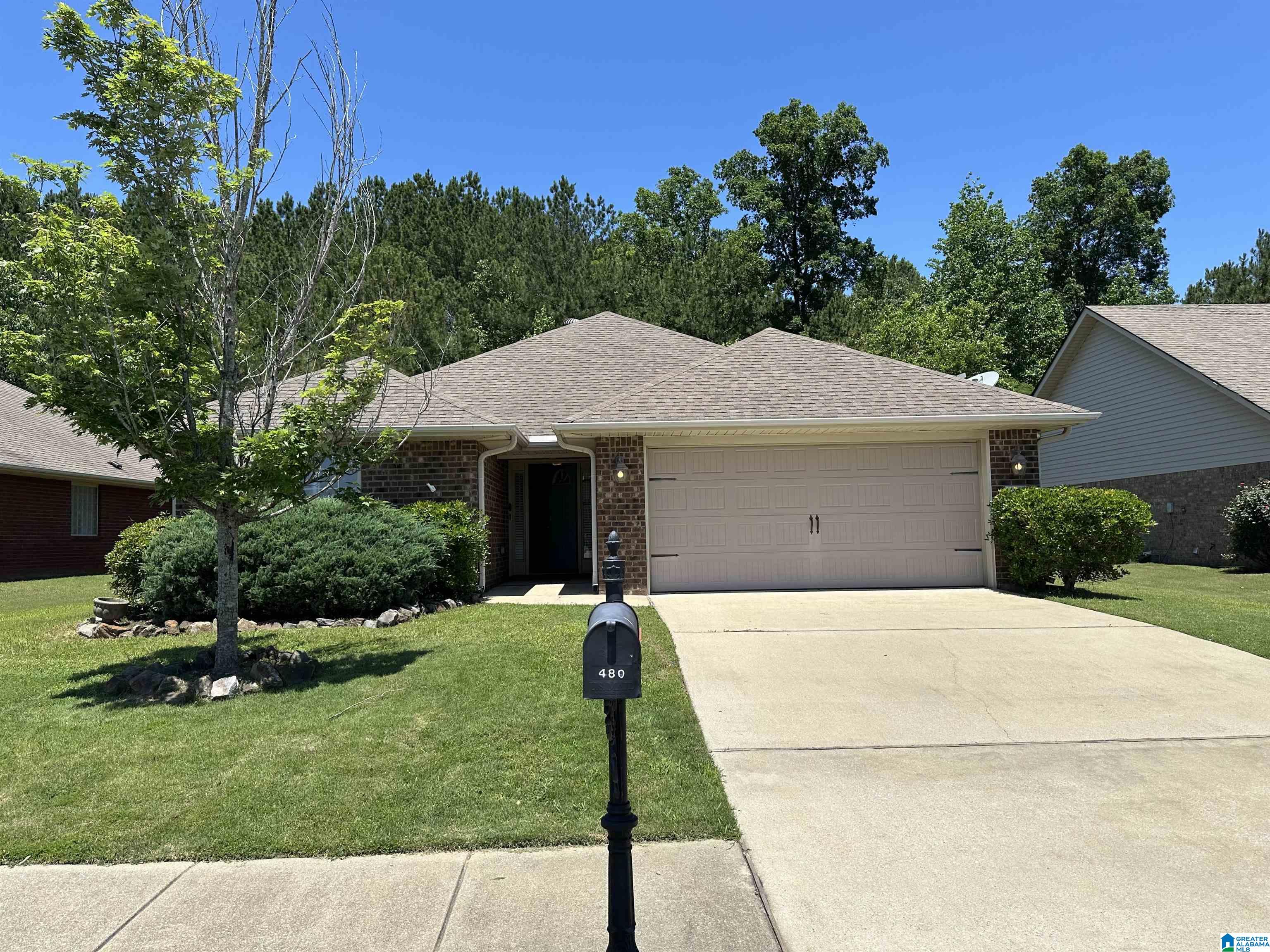 Photo 1 of 17 — 480 RIVER CREST DRIVE, HELENA, AL 35080