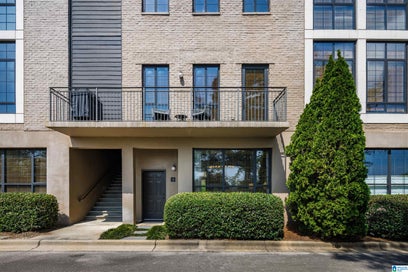 1884 RED MOUNTAIN LANE D BIRMINGHAM AL 35223