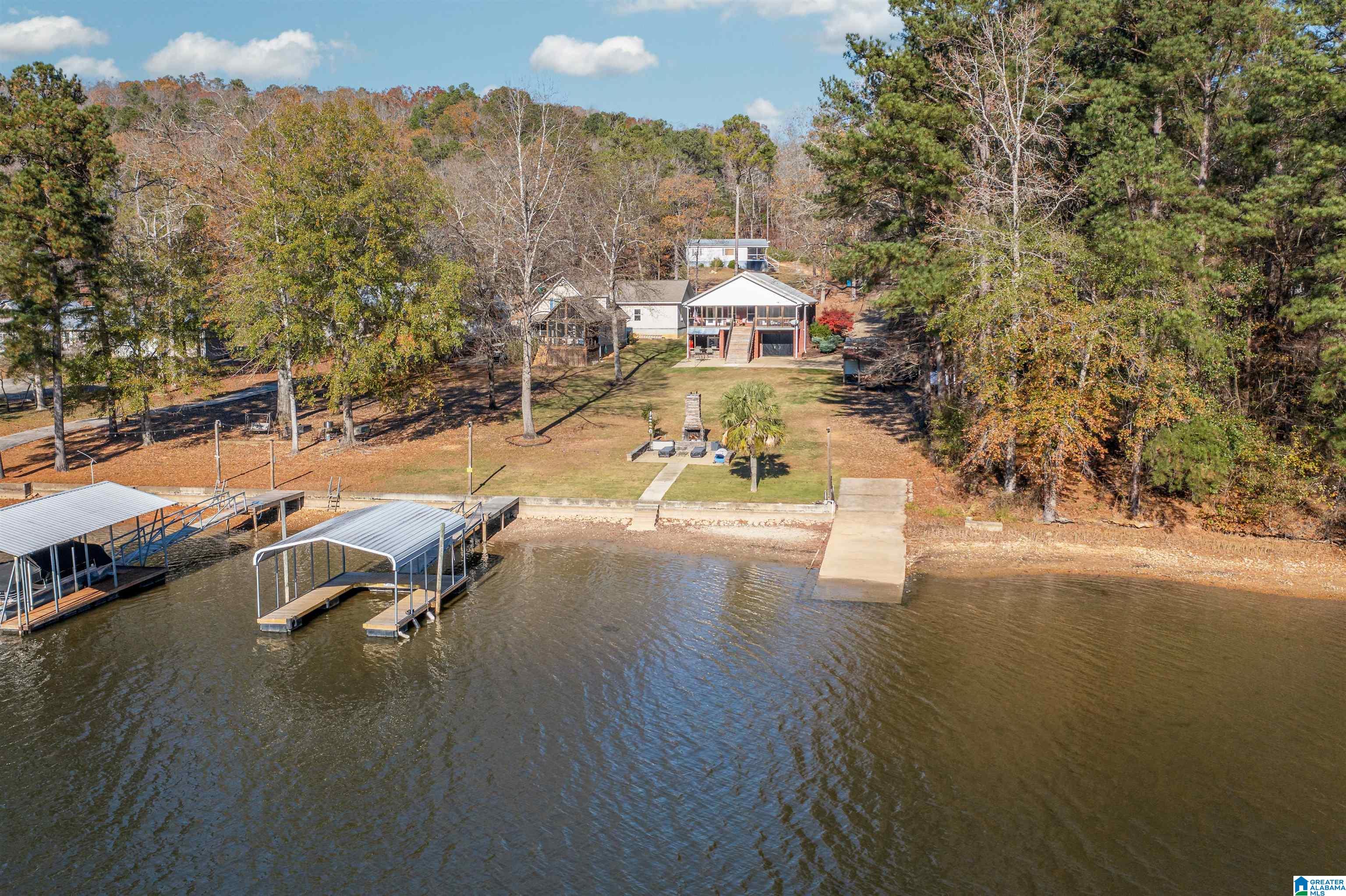 451 N LAKESHORE DRIVE