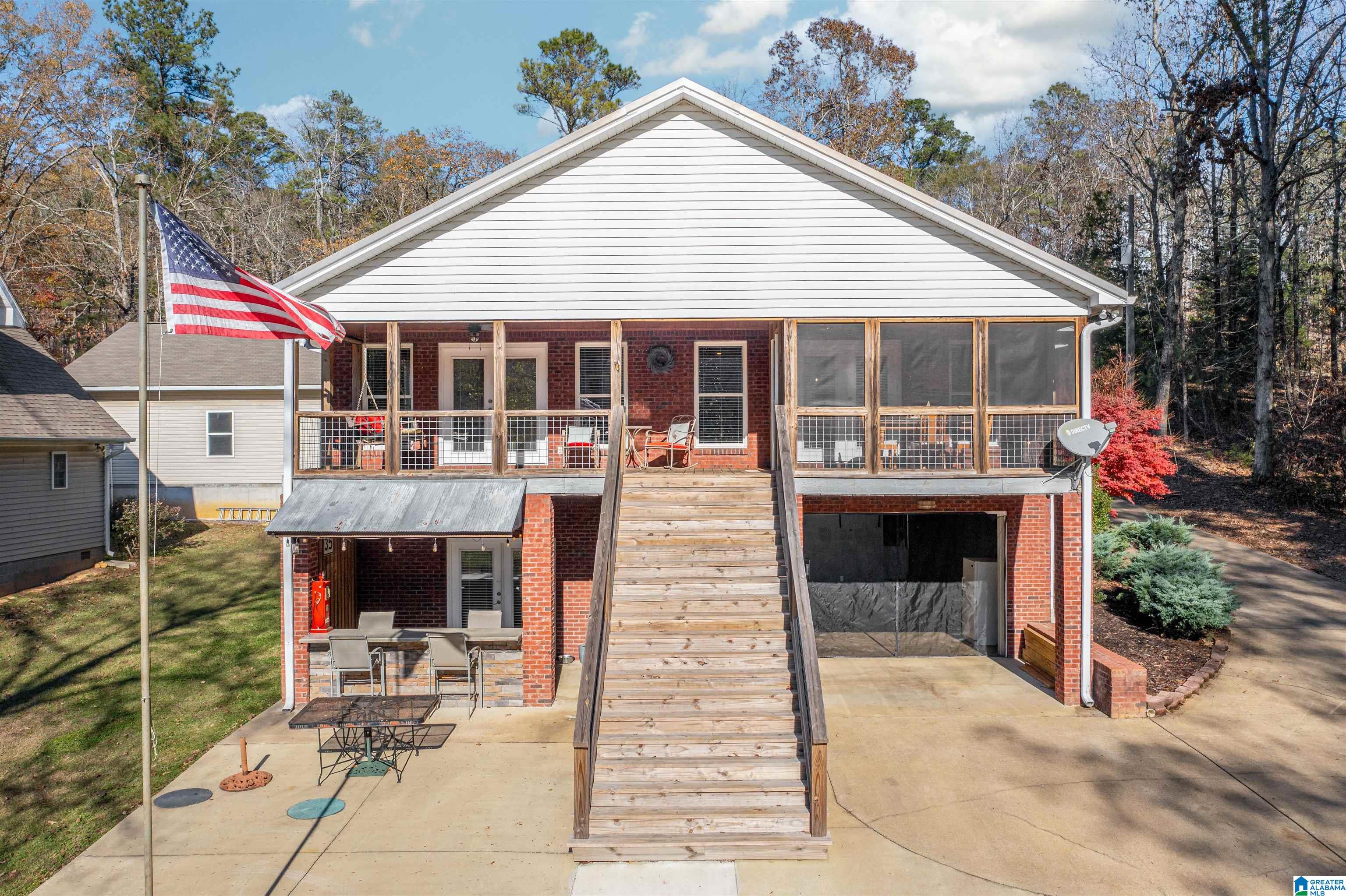 451 N LAKESHORE DRIVE