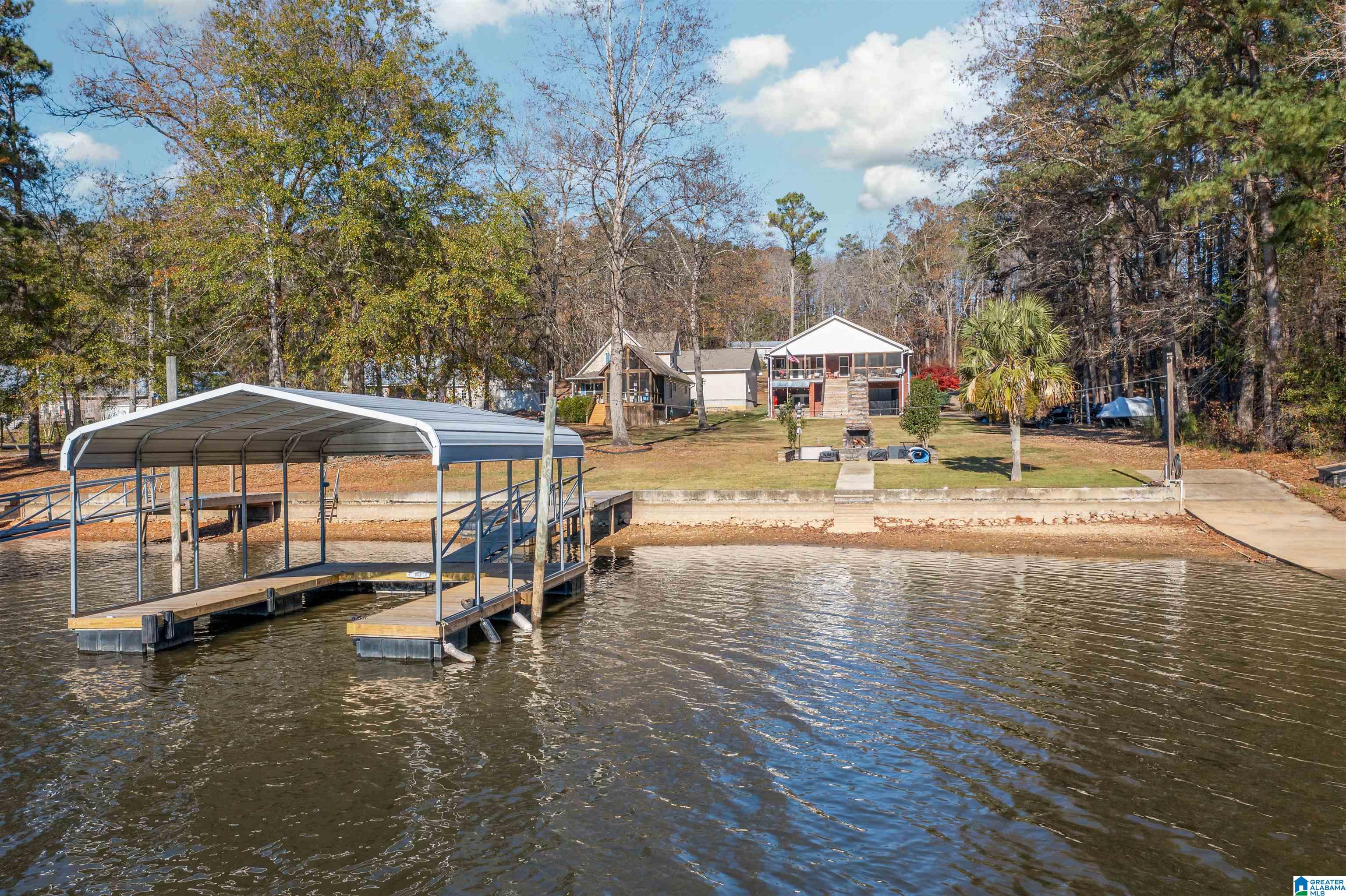 451 N LAKESHORE DRIVE