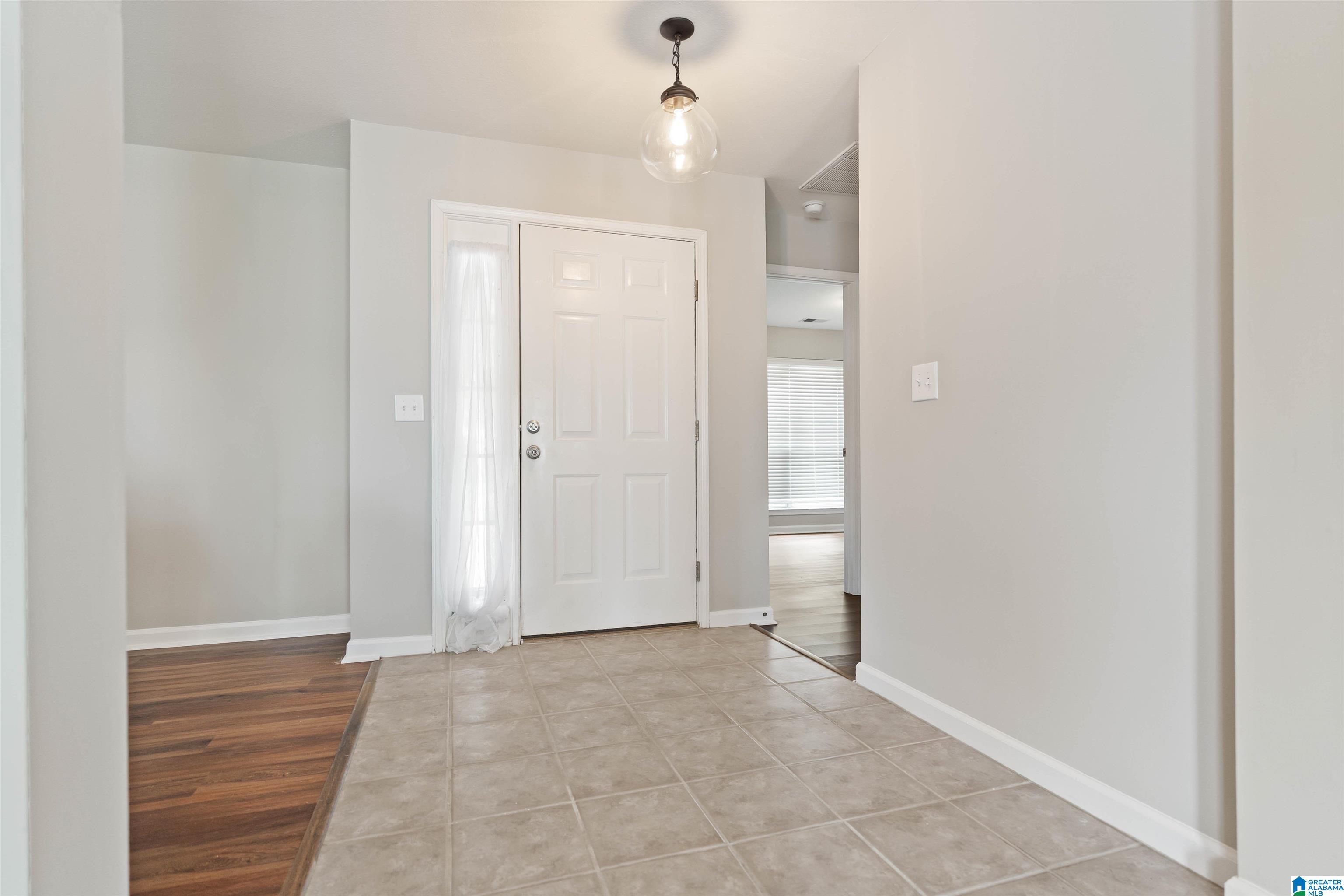 2041 EDGEWOOD DRIVE
