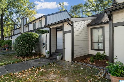 3827 WINDHOVER DRIVE 3 VESTAVIA HILLS AL 35216