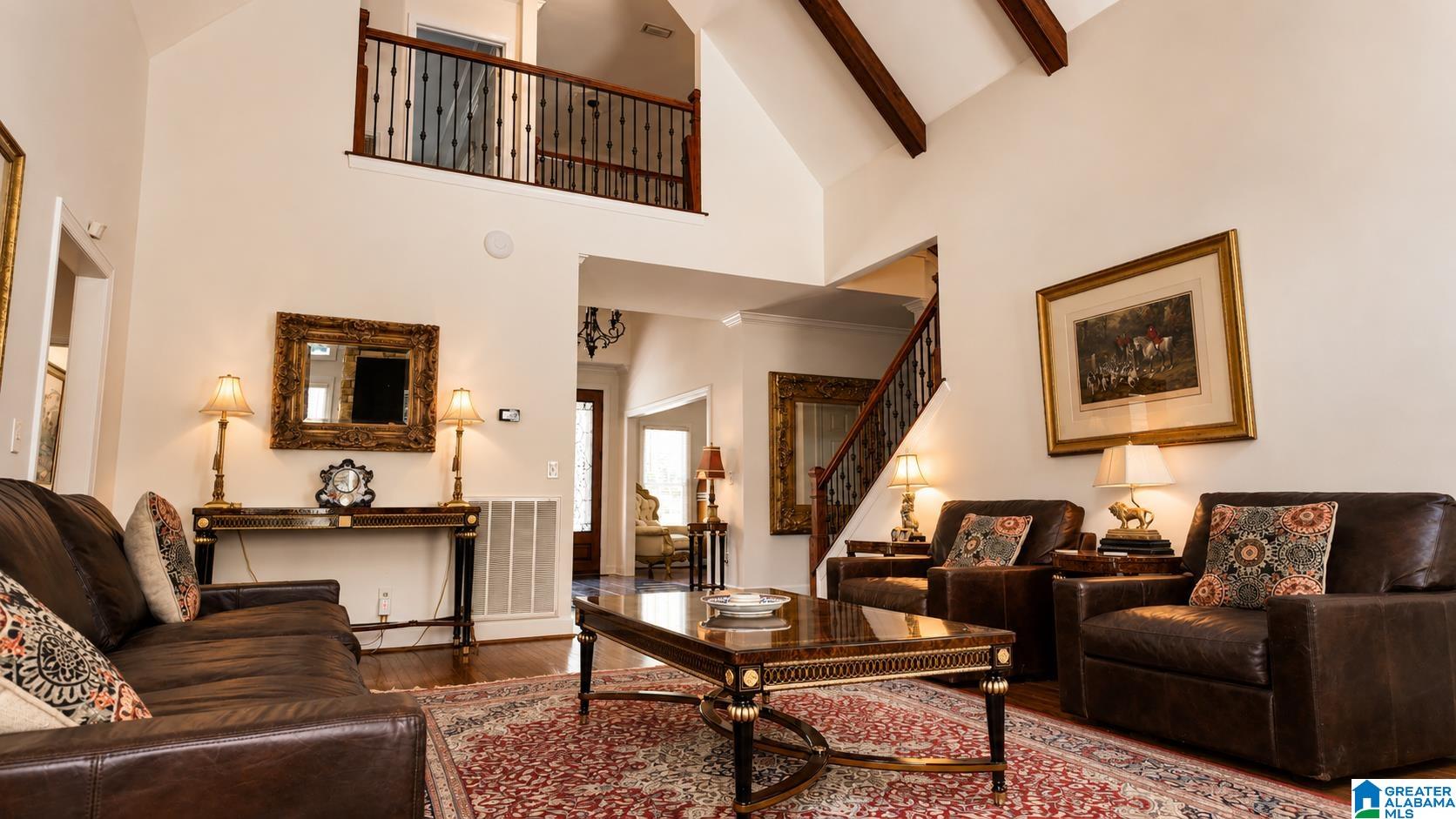 14 COUNTRY SQUIRE ROAD