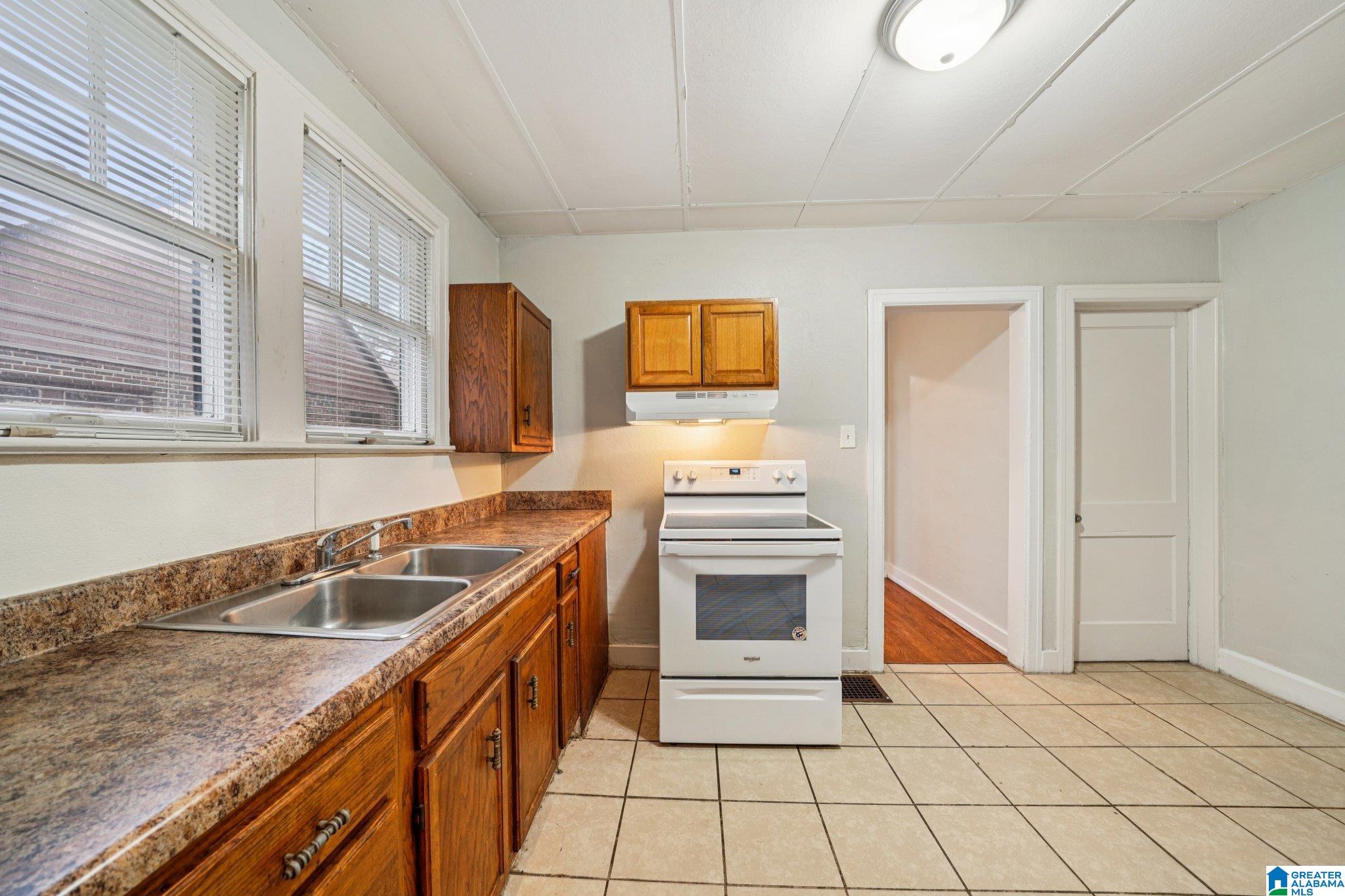 1337 44TH STREET