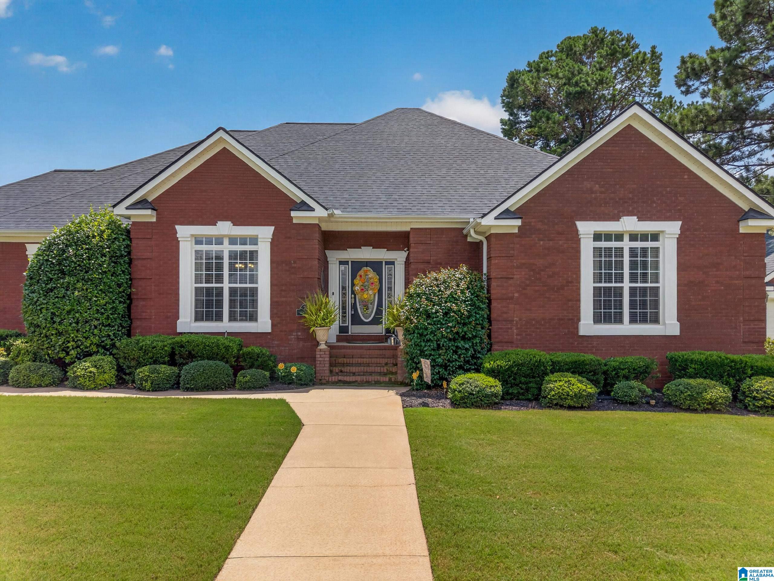 700 HUNTER LANE SW
