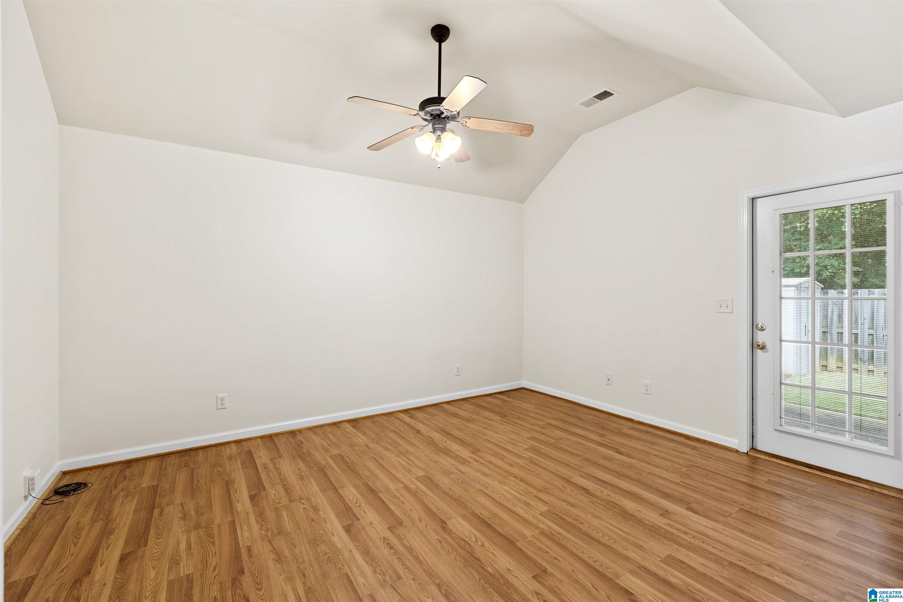 2791 SOUTHWOOD LANE