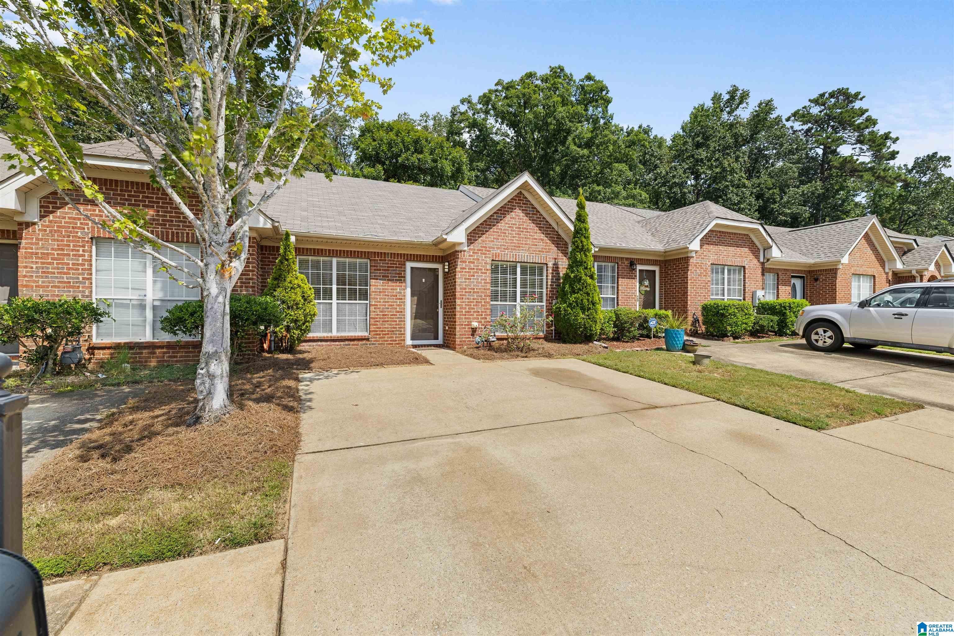 2791 SOUTHWOOD LANE