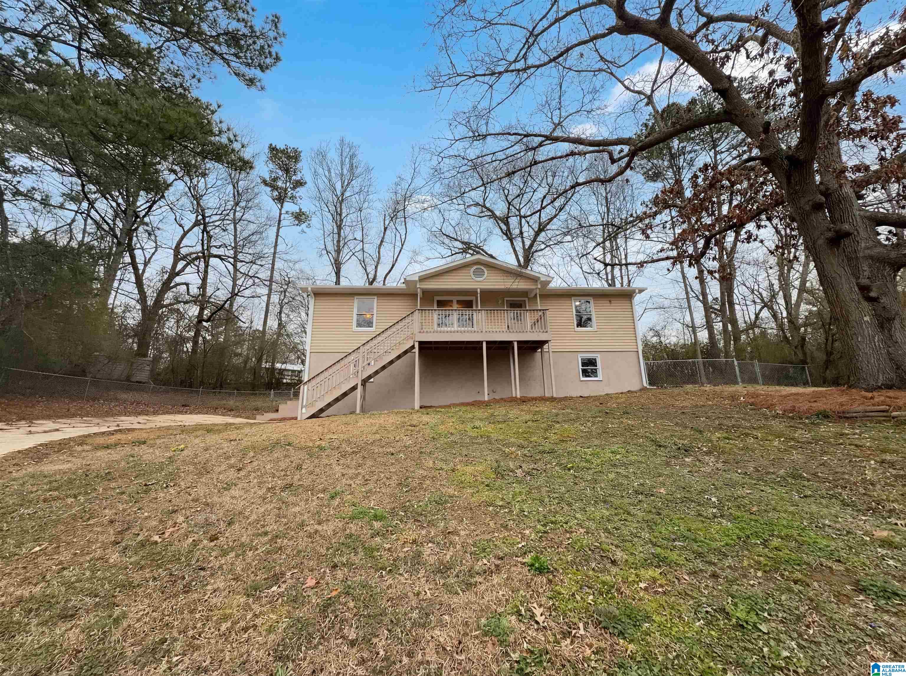 Photo 1 of 17 — 225 ASH CIRCLE, TRUSSVILLE, AL 35173