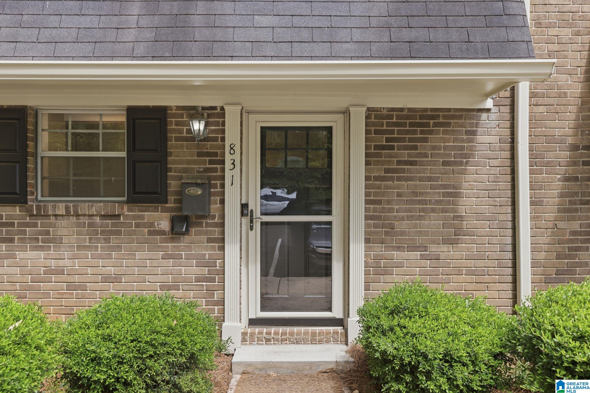 831 VESTAVIA VILLA COURT 831
