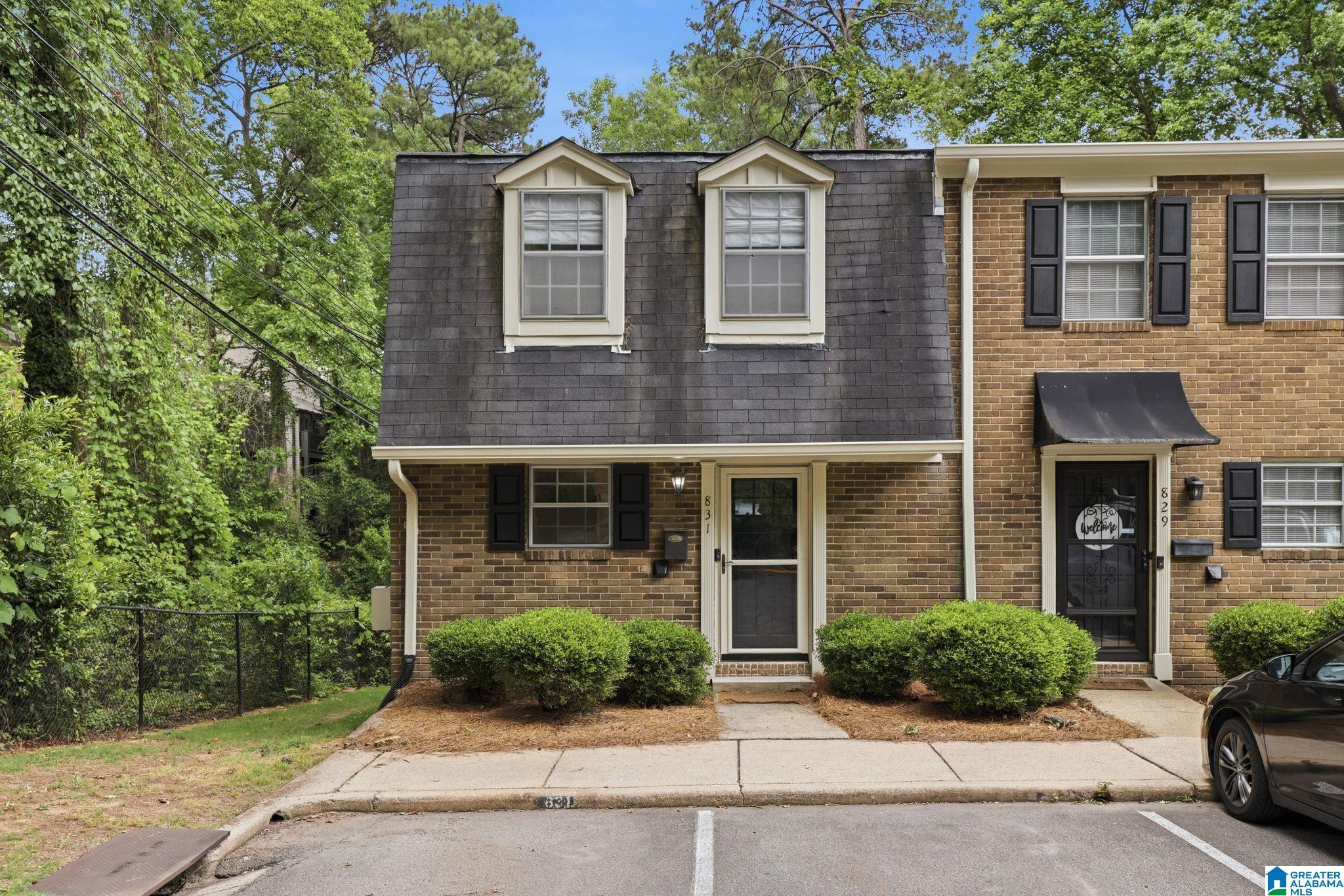 831 VESTAVIA VILLA COURT 831