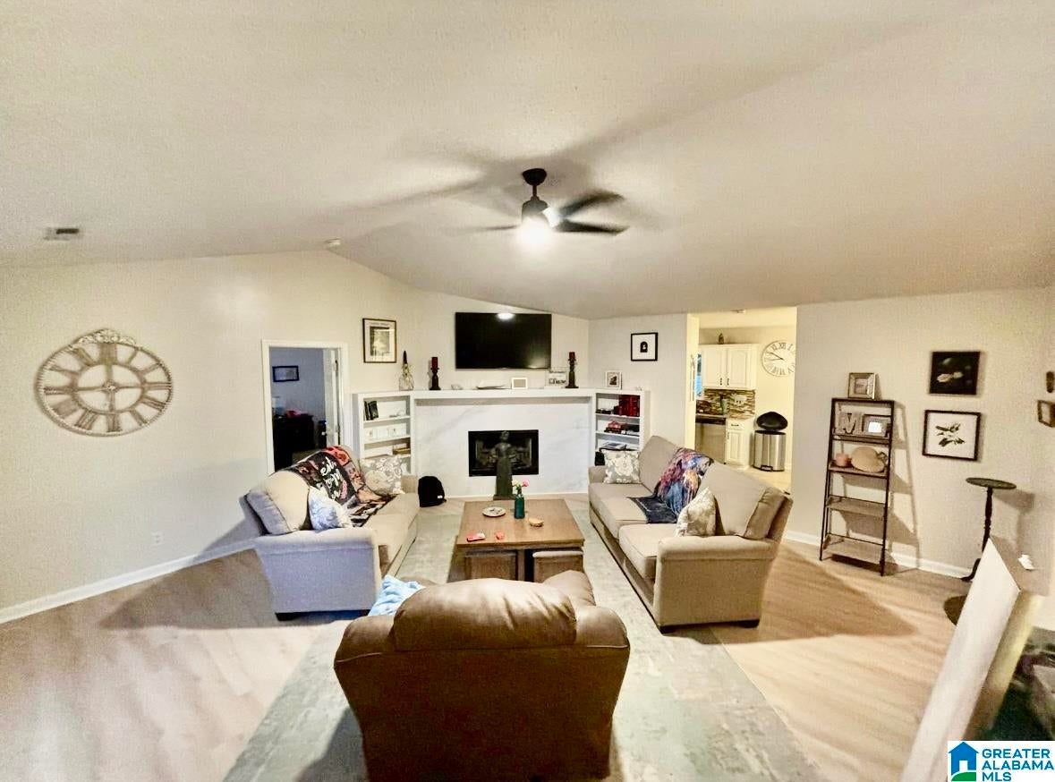 921 SEDGEFIELD DRIVE