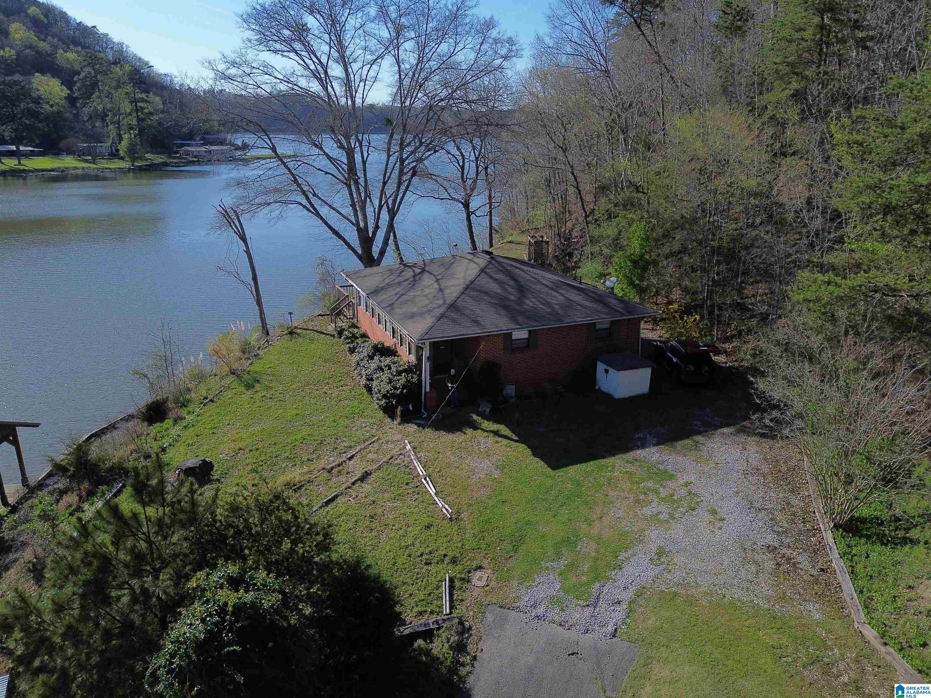 181 SLOUGHSIDE DRIVE