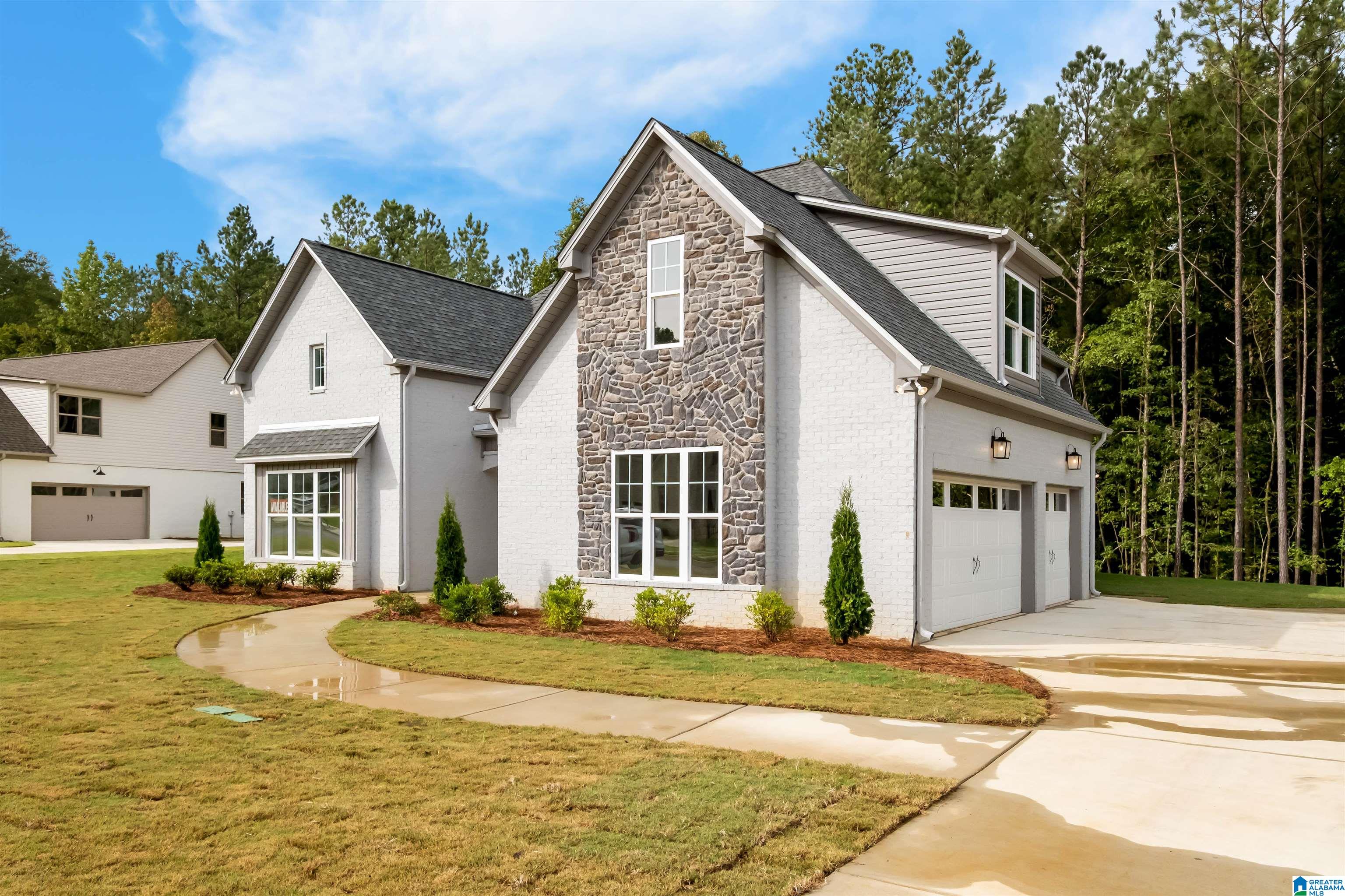 504 GREY OAKS GROVE