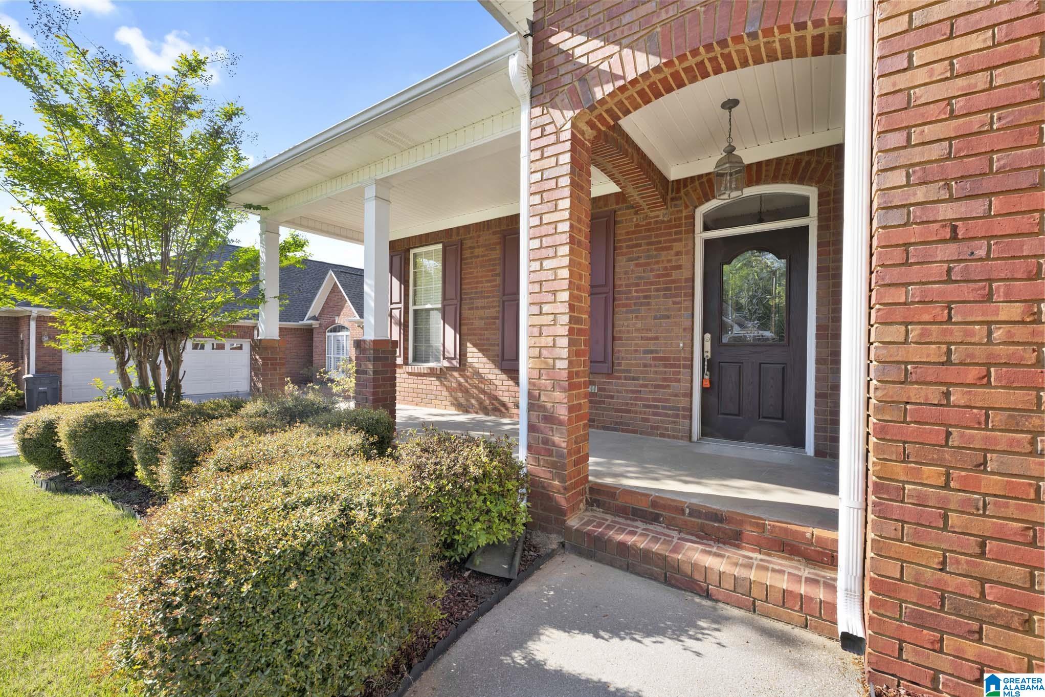 528 MAGNOLIA CREST CIRCLE