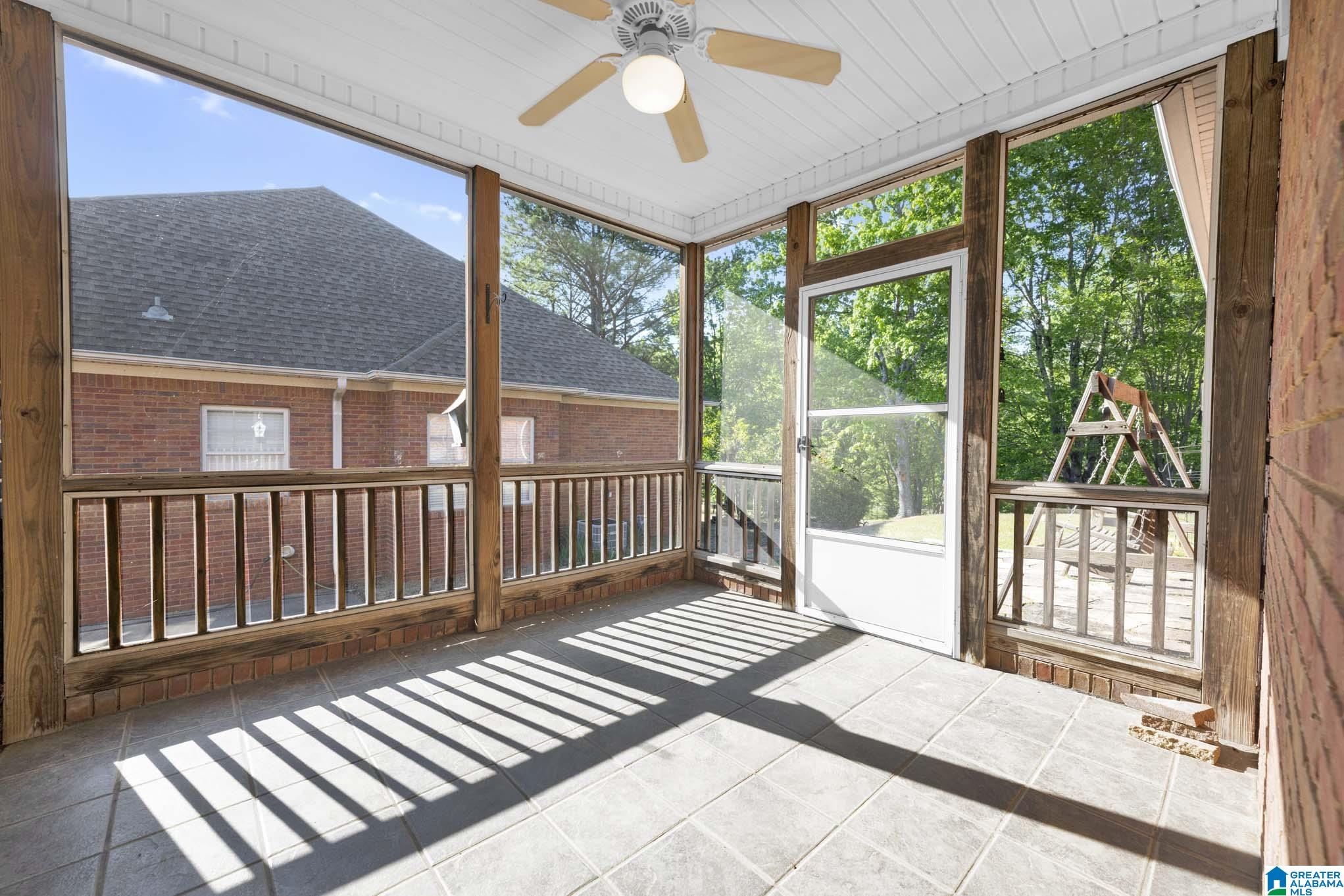 528 MAGNOLIA CREST CIRCLE