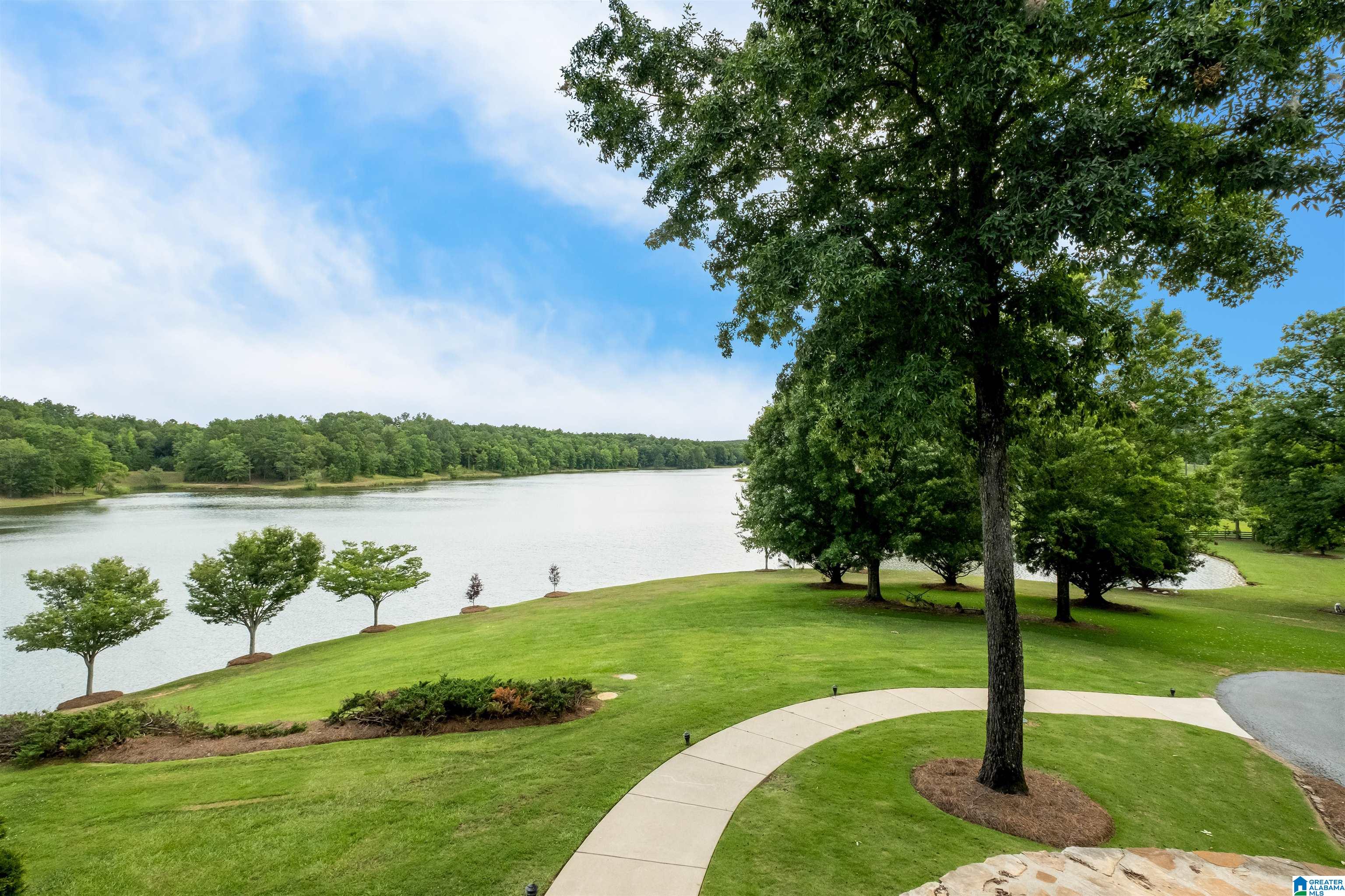 280 MEADOW LAKE CIRCLE