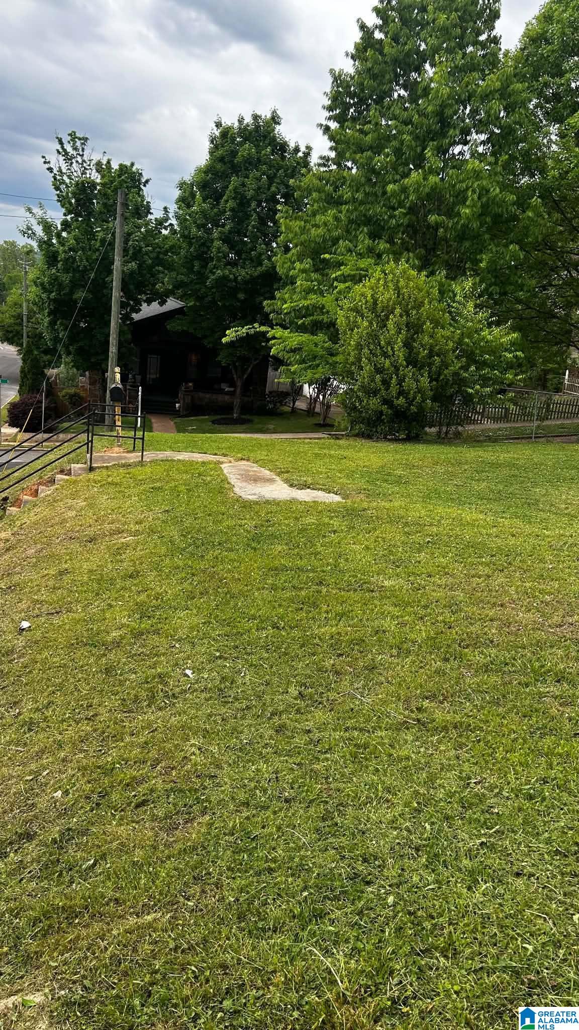 525 5TH COURT S 23 00 21 4 018 008.002