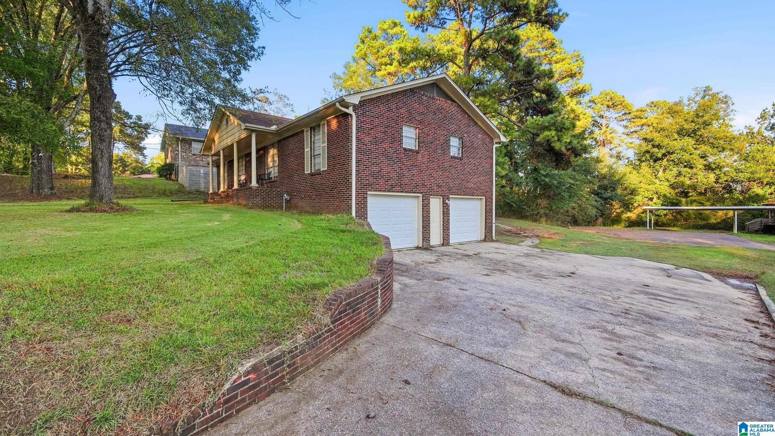 1109 OAKLEY DRIVE