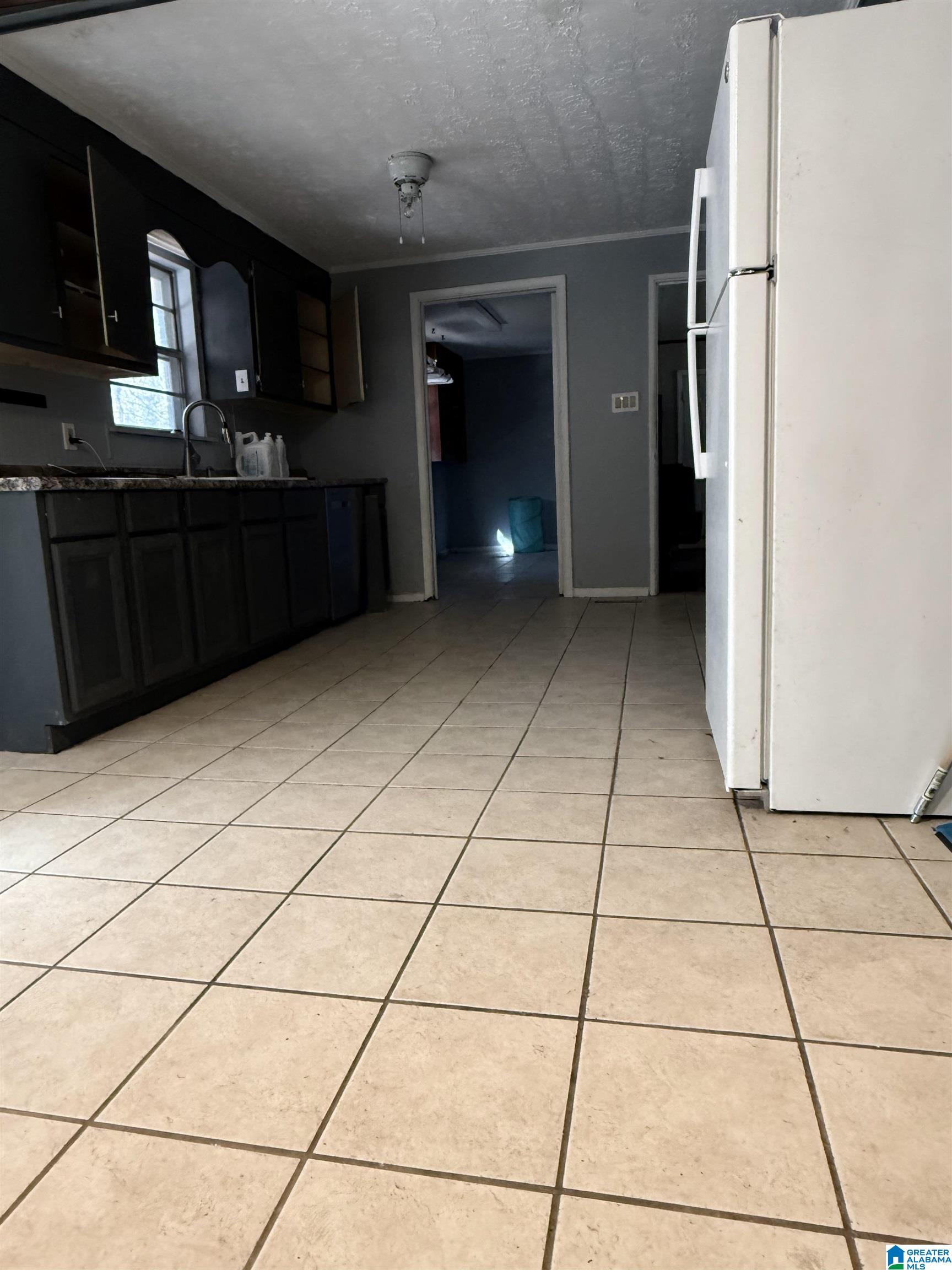 1877 OLD SYLACAUGA HIGHWAY