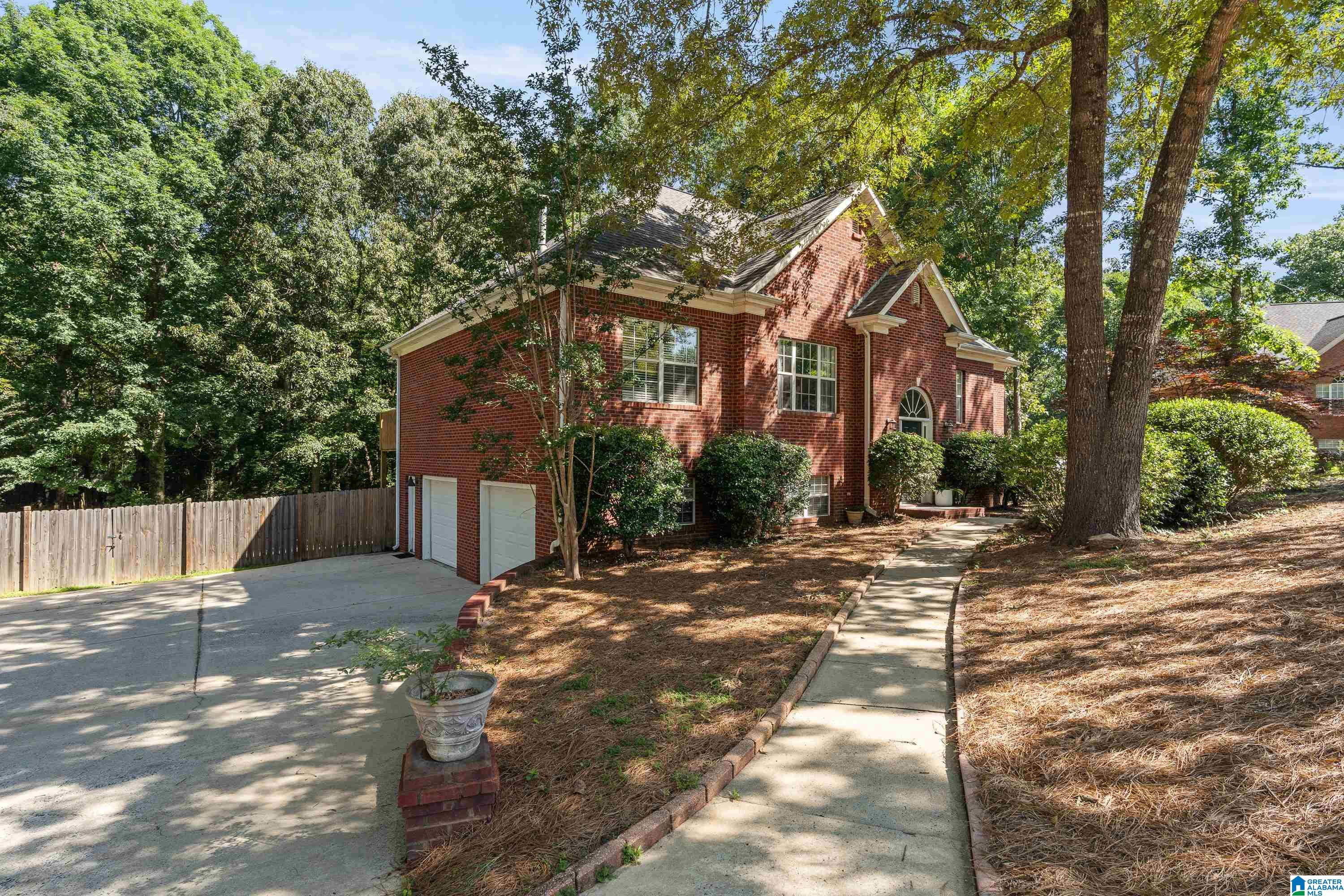 104 MAGNOLIA RIDGE CIRCLE
