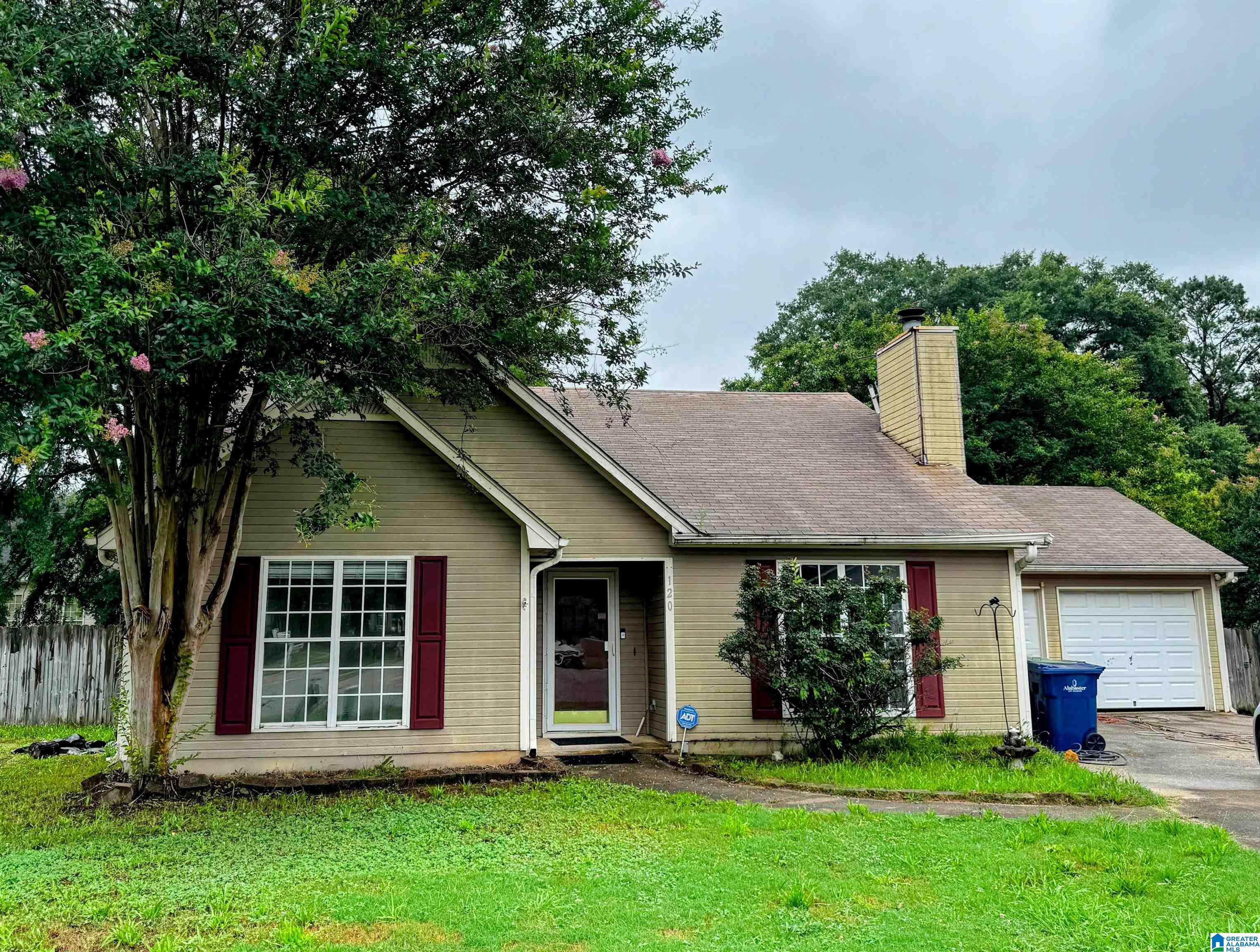 Photo 1 of 2 — 120 KING ARTHUR PLACE, ALABASTER, AL 35007