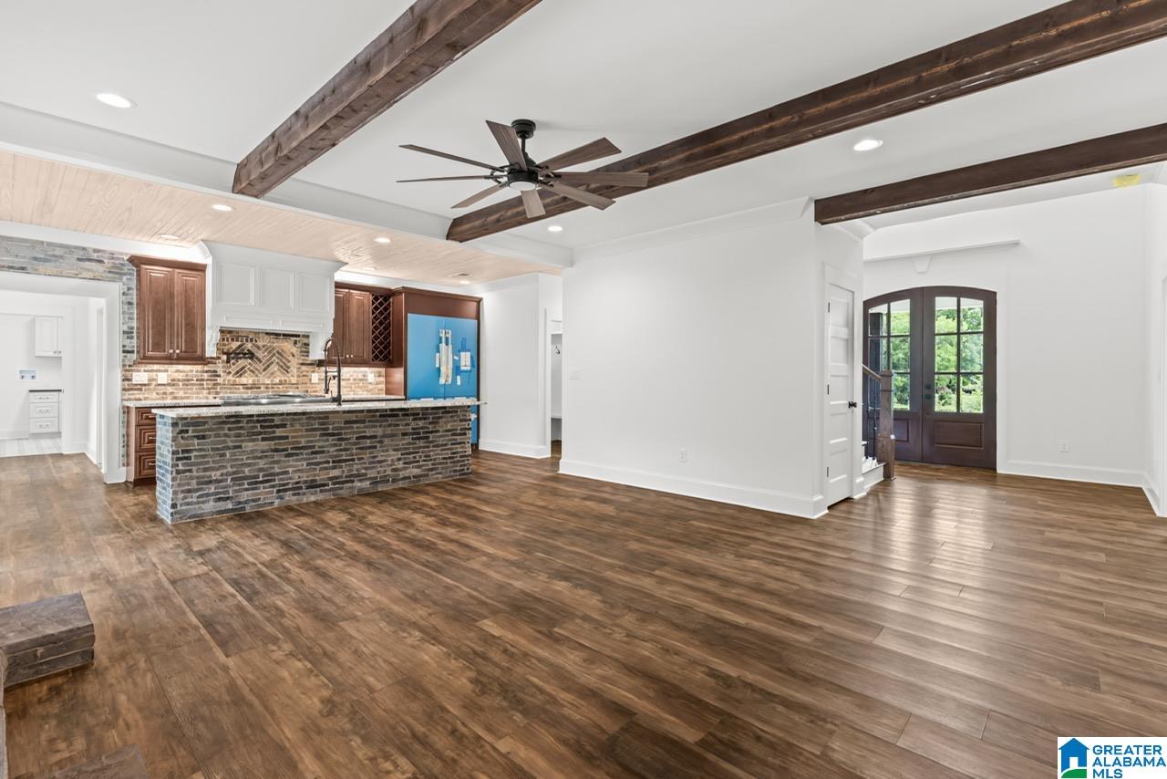 8396 TRAILS END LANE