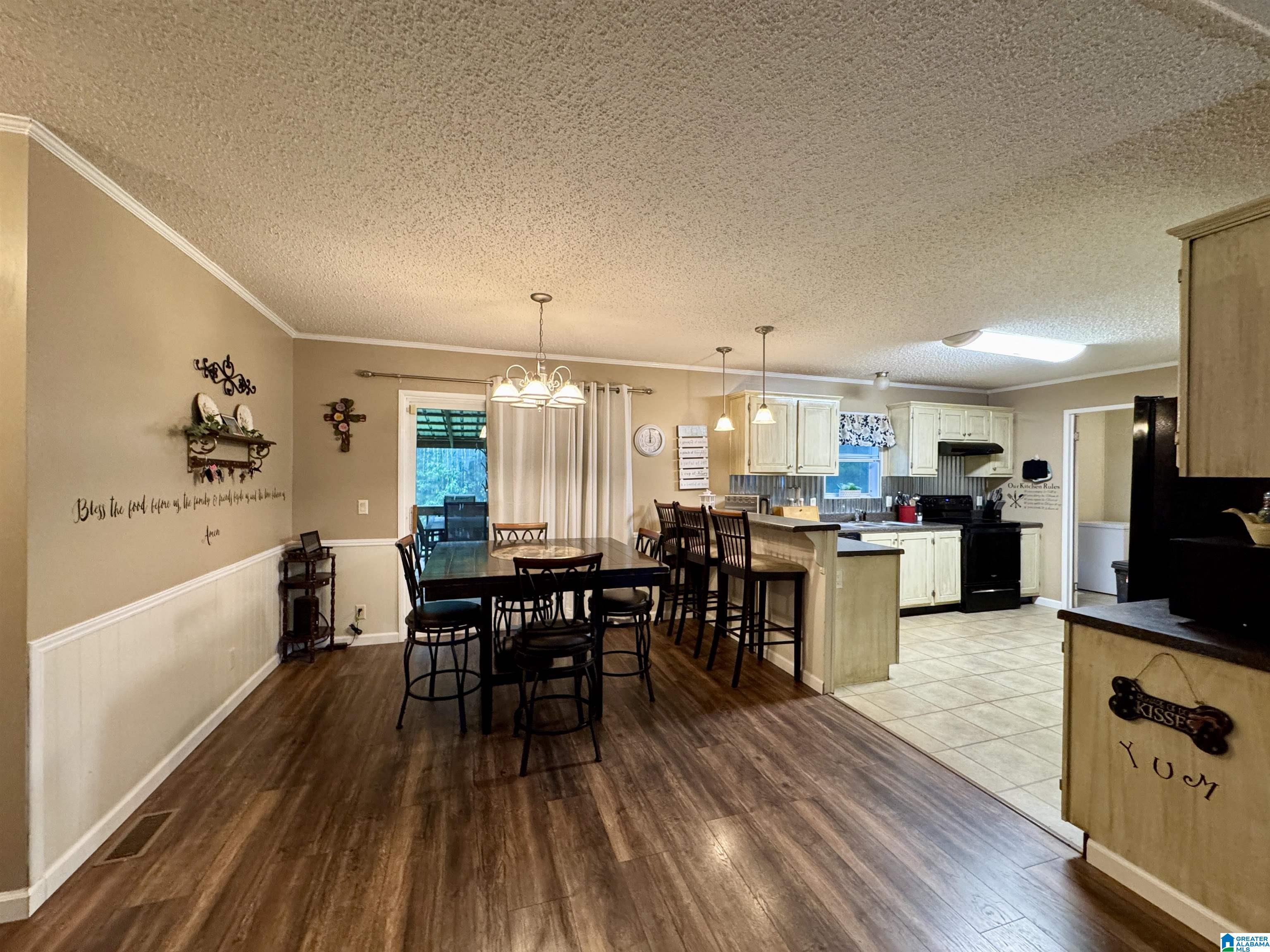402 MOUNTAIN DRIVE