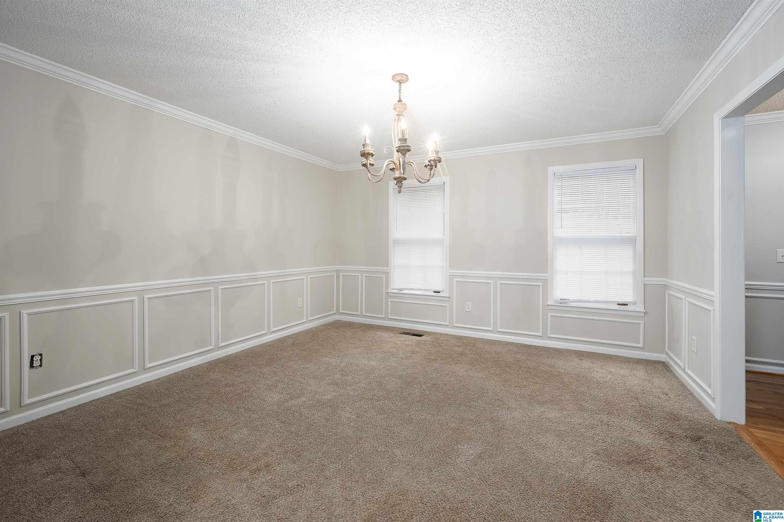 2562 FOOTHILLS DRIVE