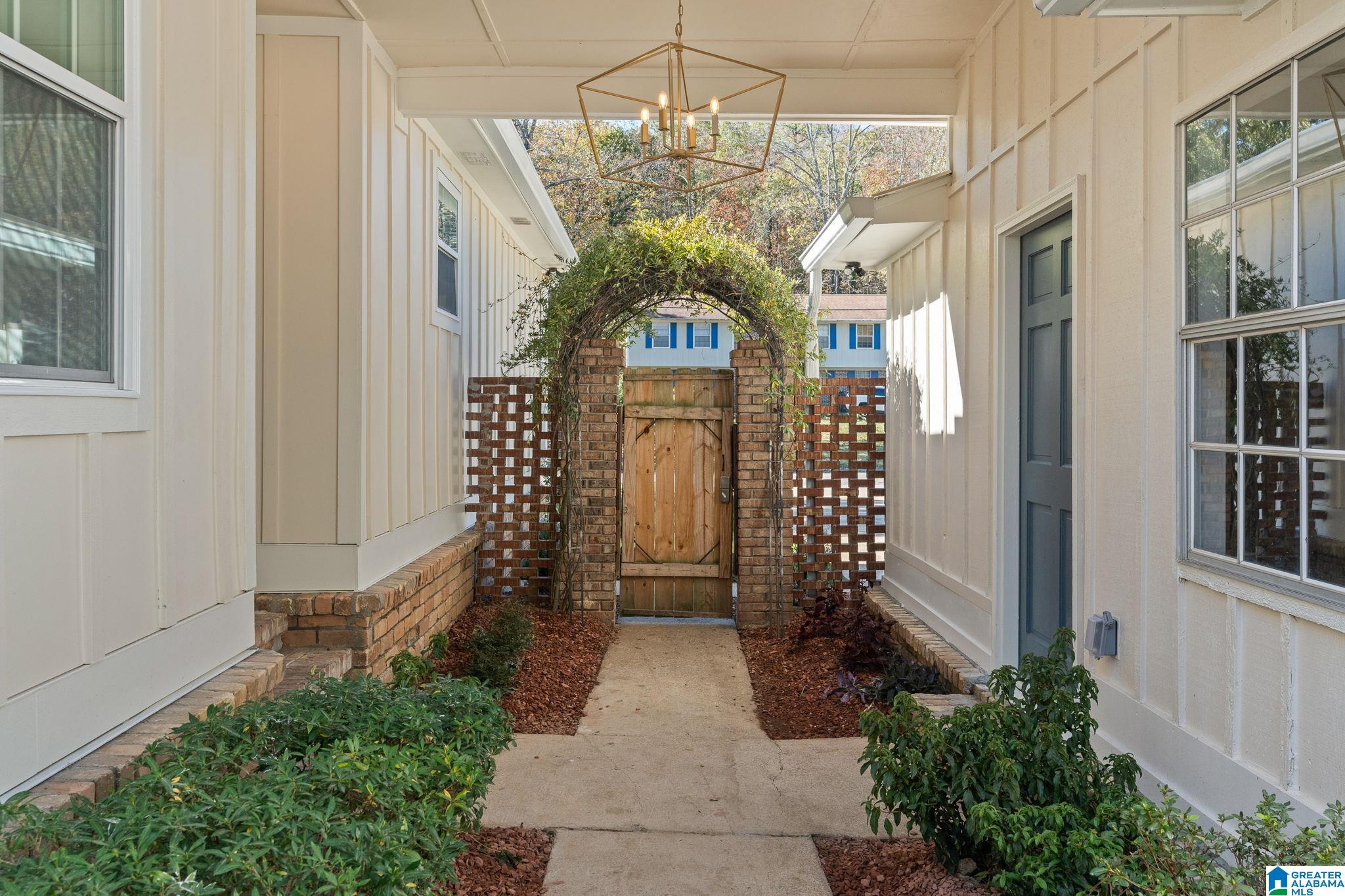 917 RYECROFT ROAD