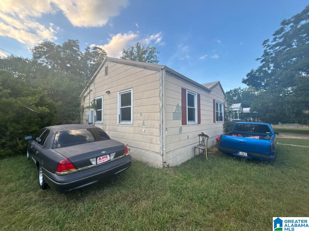 5712 QUINCY COURT